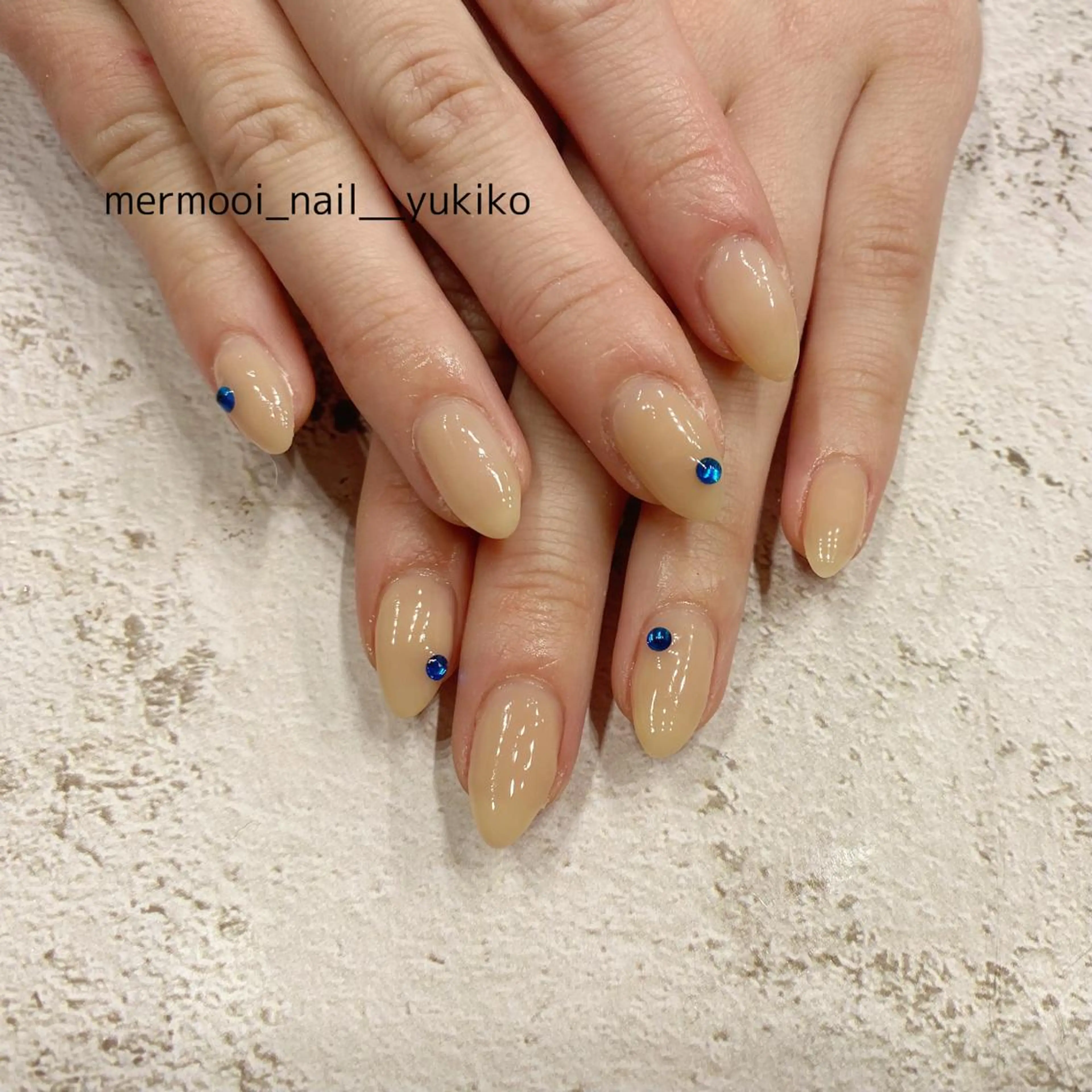 ネイル 韓国ネイル オフィスネイル シンプルネイル ストーンネイル ワンホンネイル melumooi nailのネイルデザイン