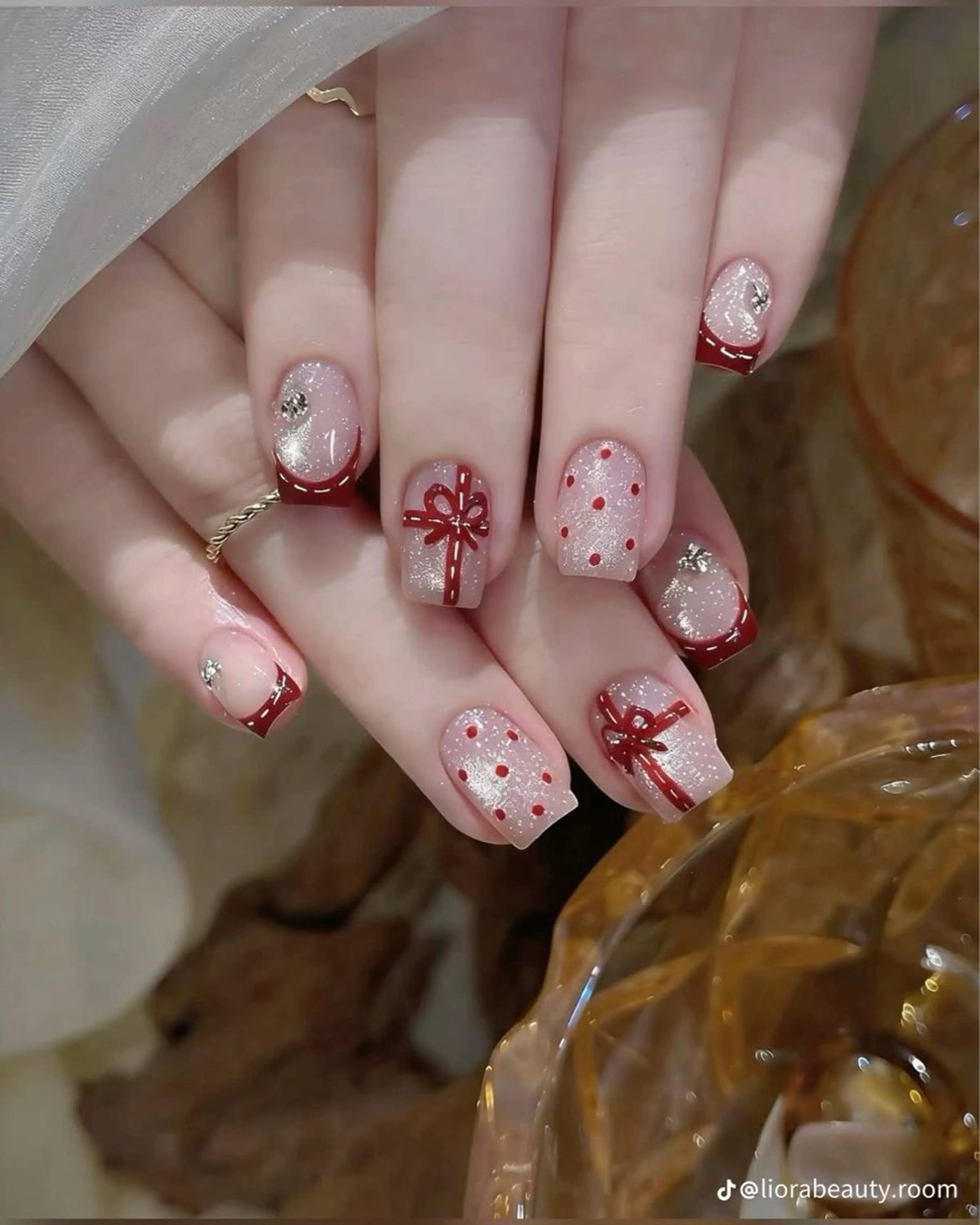 ネイル オーロラネイル ブルー チークネイル 長さ出し フットネイル ハンドネイル JIN 168 新大久保のネイルデザイン