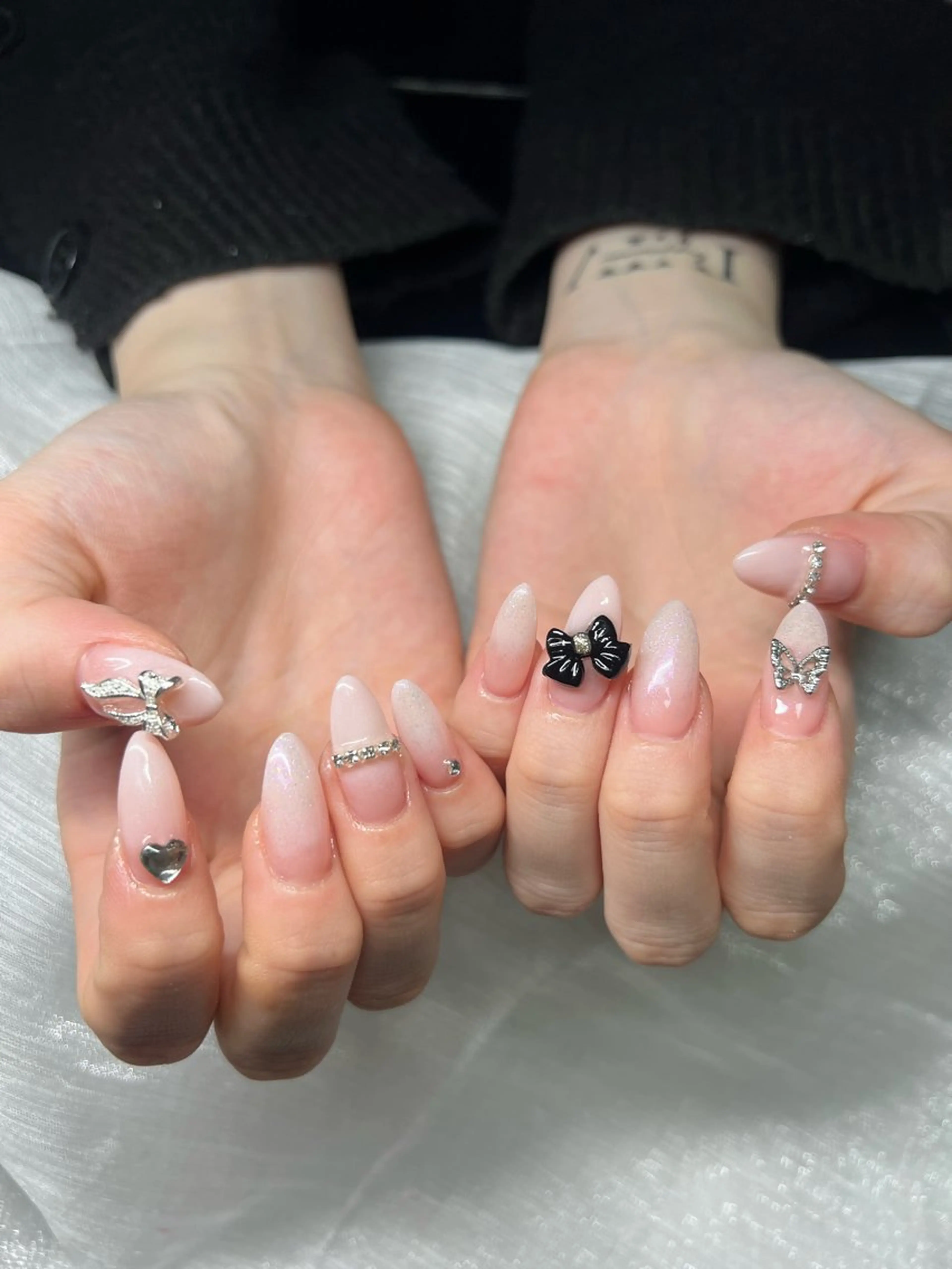 ネイル オーロラネイル チークネイル 長さ出し フットネイル フレンチネイル Lee Nails チップ長さだし専門店のネイルデザイン
