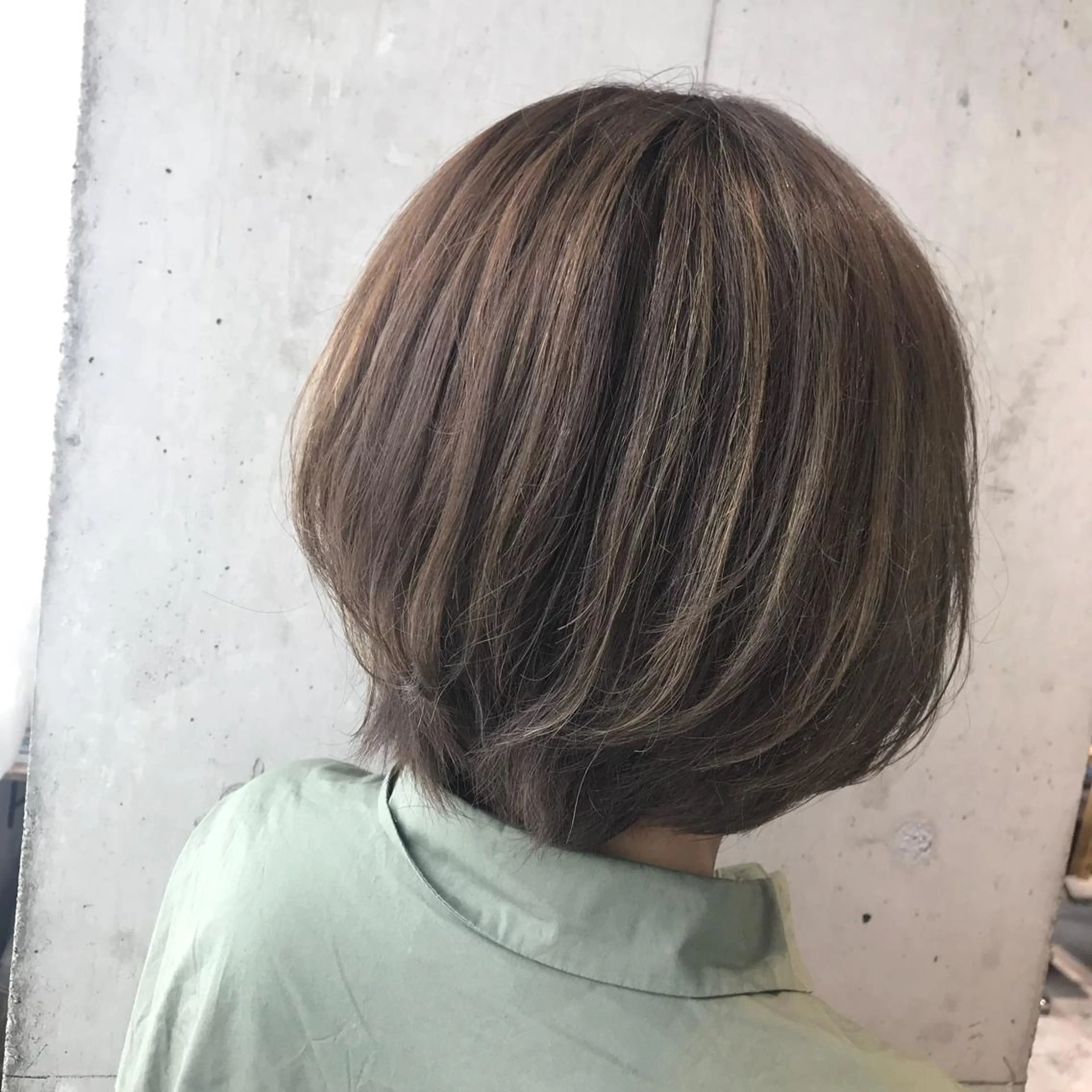 ショート ハイライト SALOWIN新潟万代所属・緑川 瑞穂のヘアスタイル