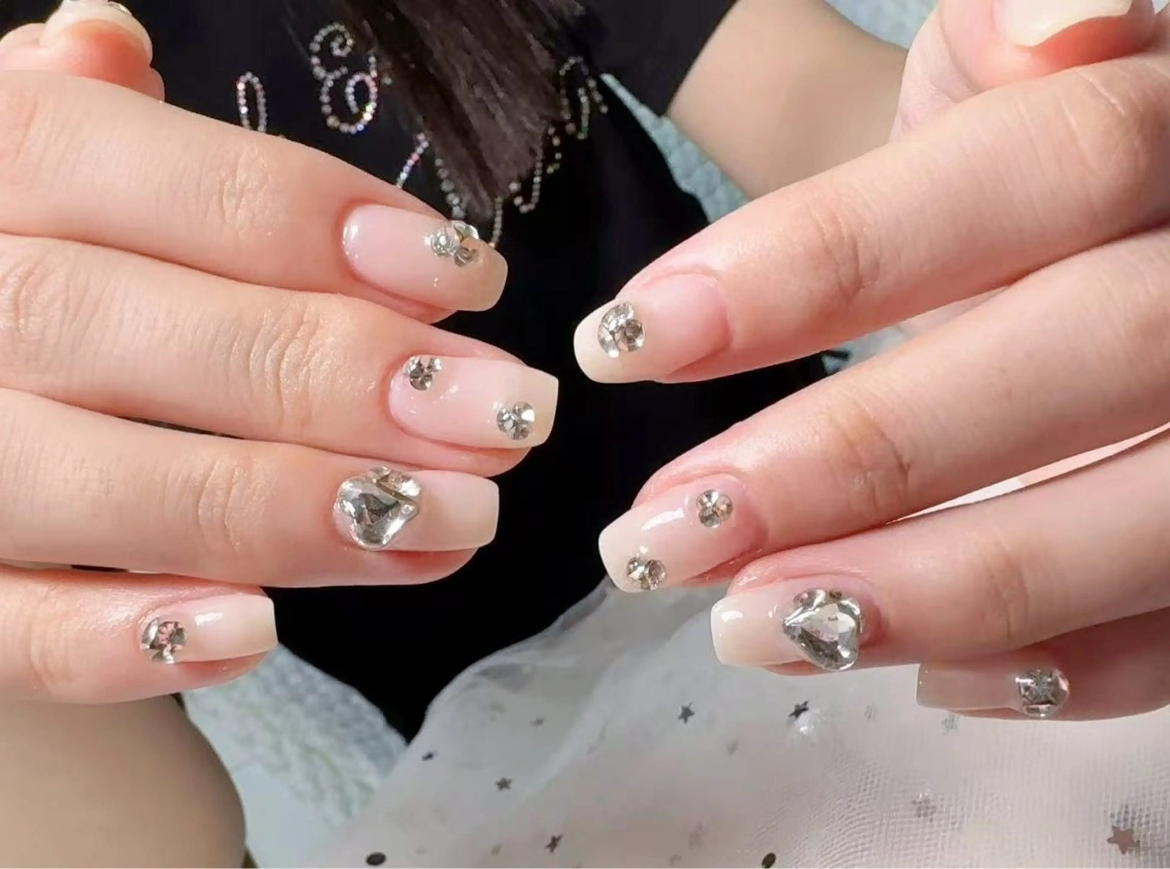 ネイル 西岡 真由美のネイルデザイン