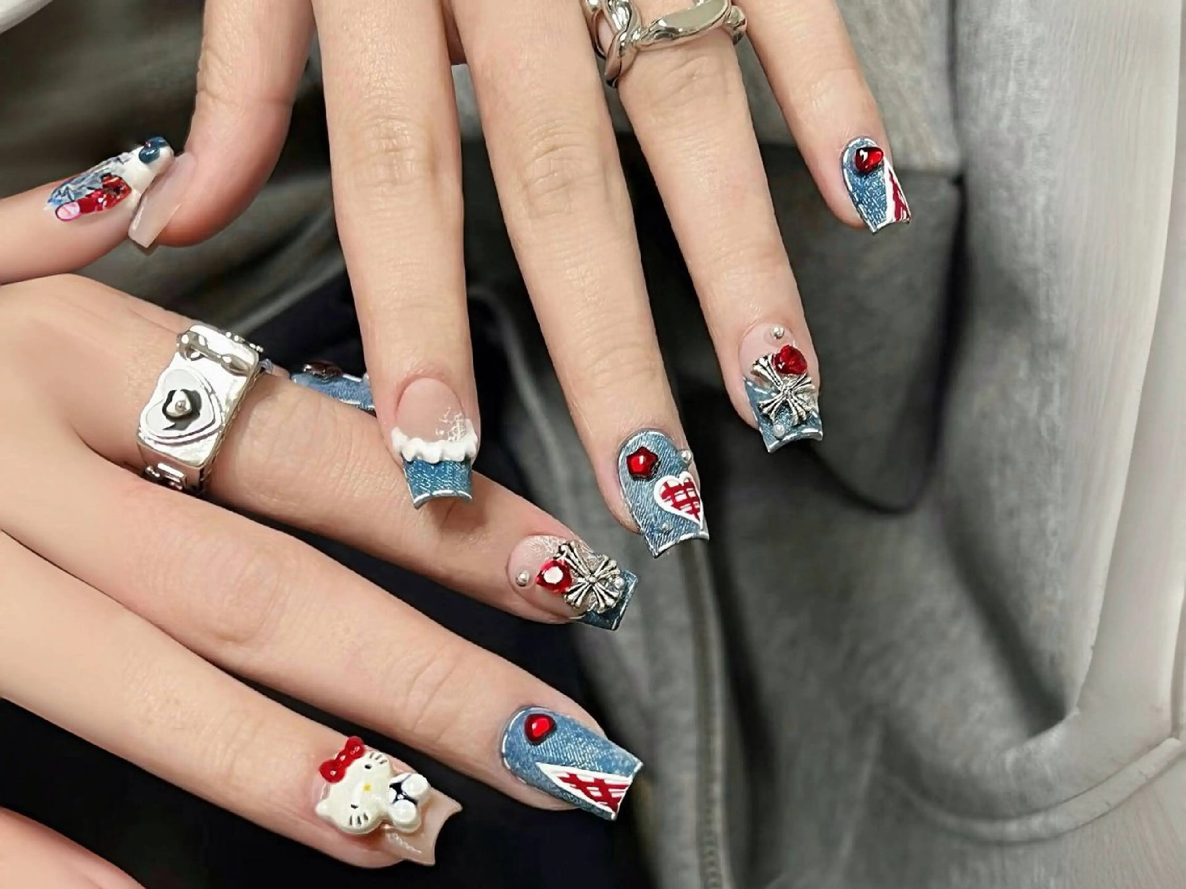 ネイル ハンドネイル ハンドケア DarkHoney 池袋店のネイルデザイン