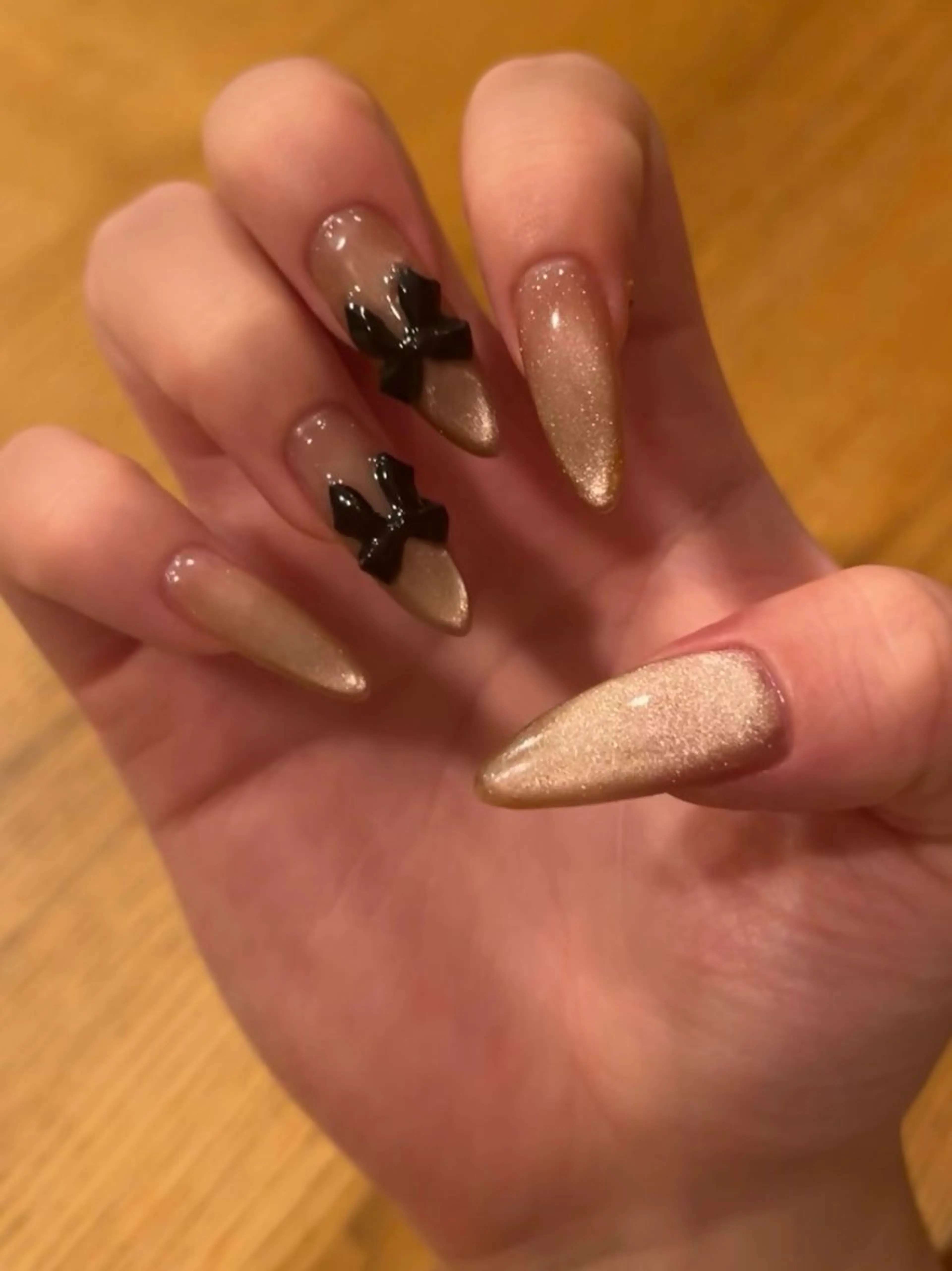 ネイル マグネットネイル リボン ハンドネイル Bianca栄店 はるなのネイルデザイン