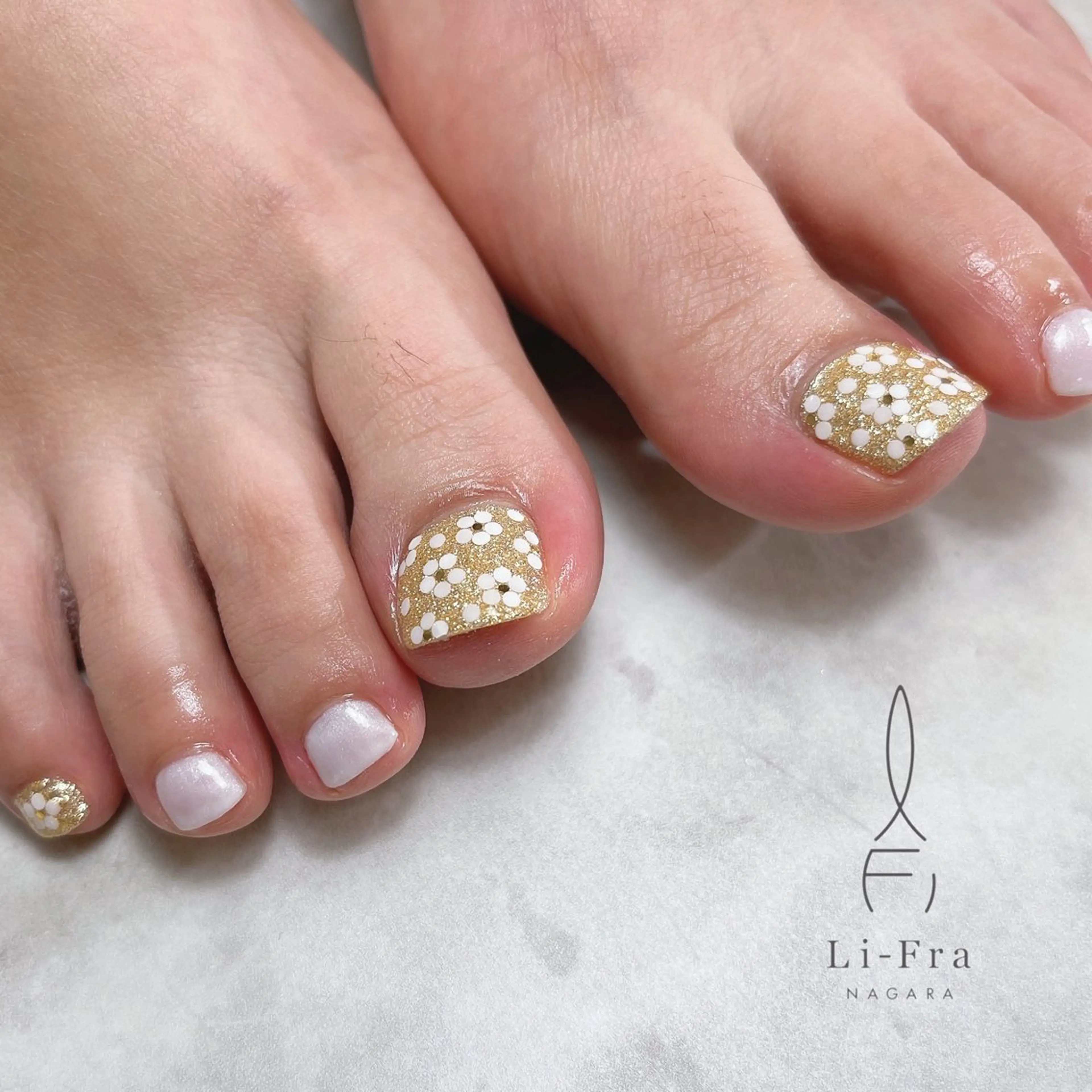 ネイル フットネイル Li-Fra JINNOのネイルデザイン