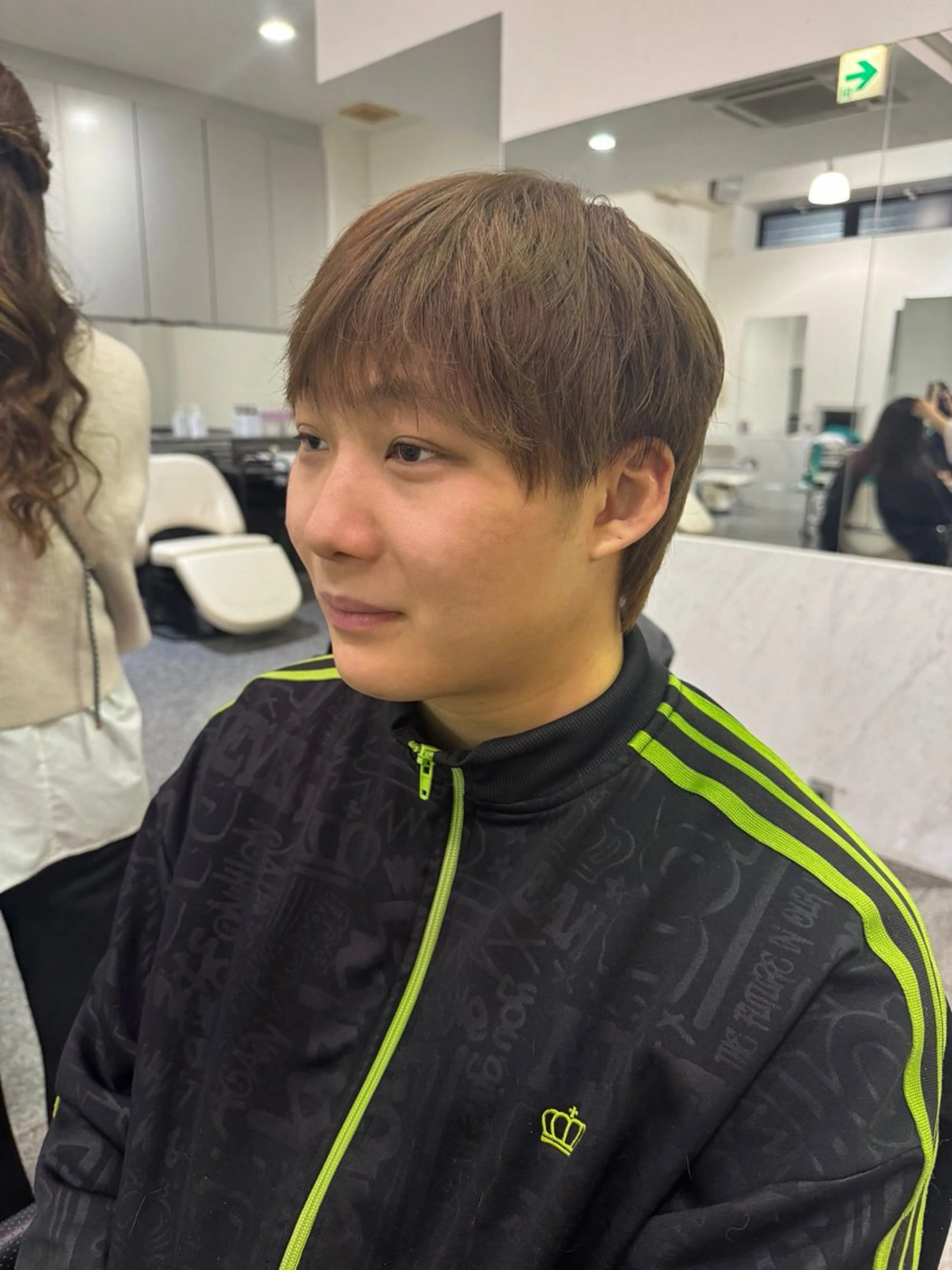 ショート カラー ベージュカラー ブリーチ ダブルカラー 🫧ヒシダアキ taboo.i🫧のヘアスタイル