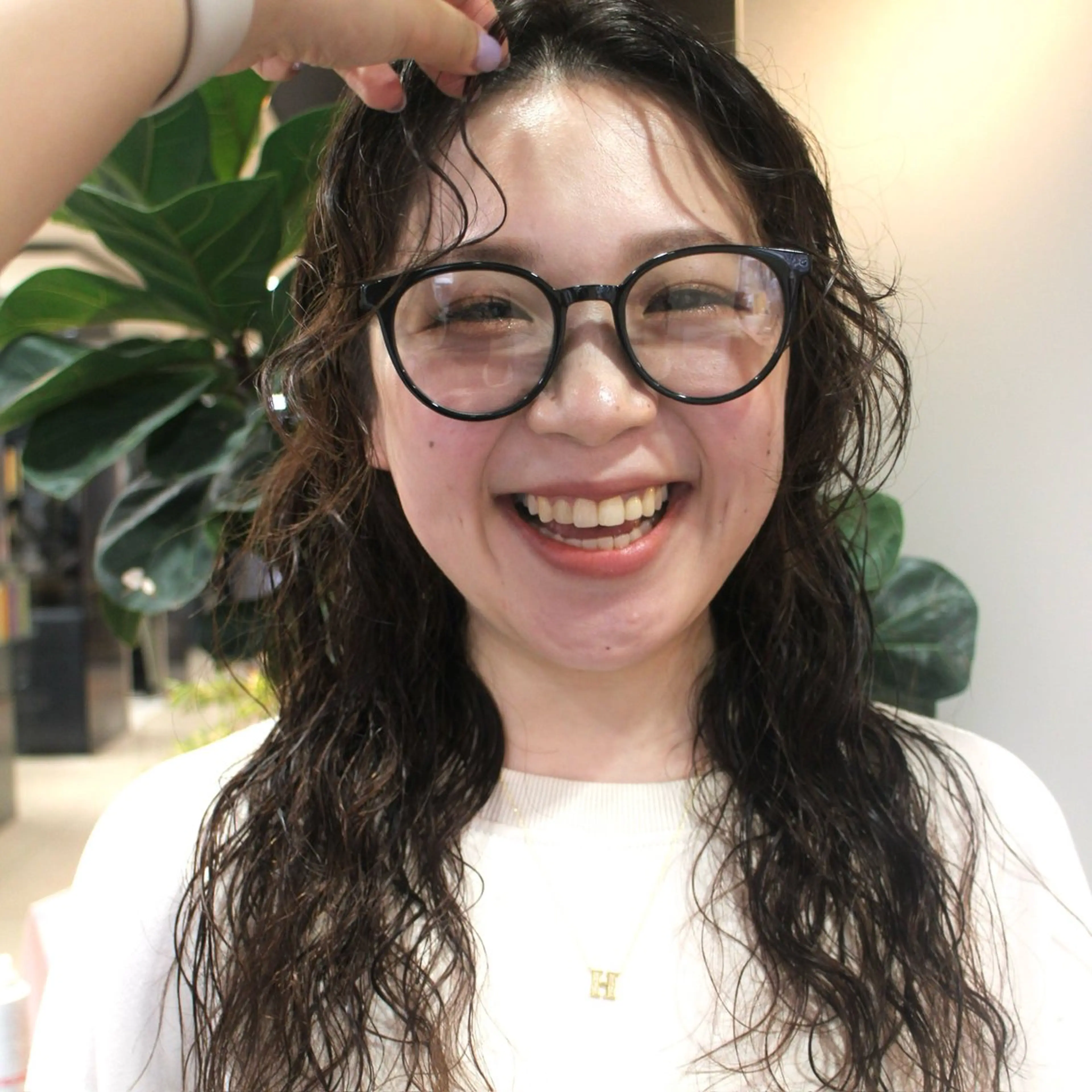 ♥️ミニモ限定価格♥️カット+パーマ+カラー全てのメニューできるクーポンです✨の写真