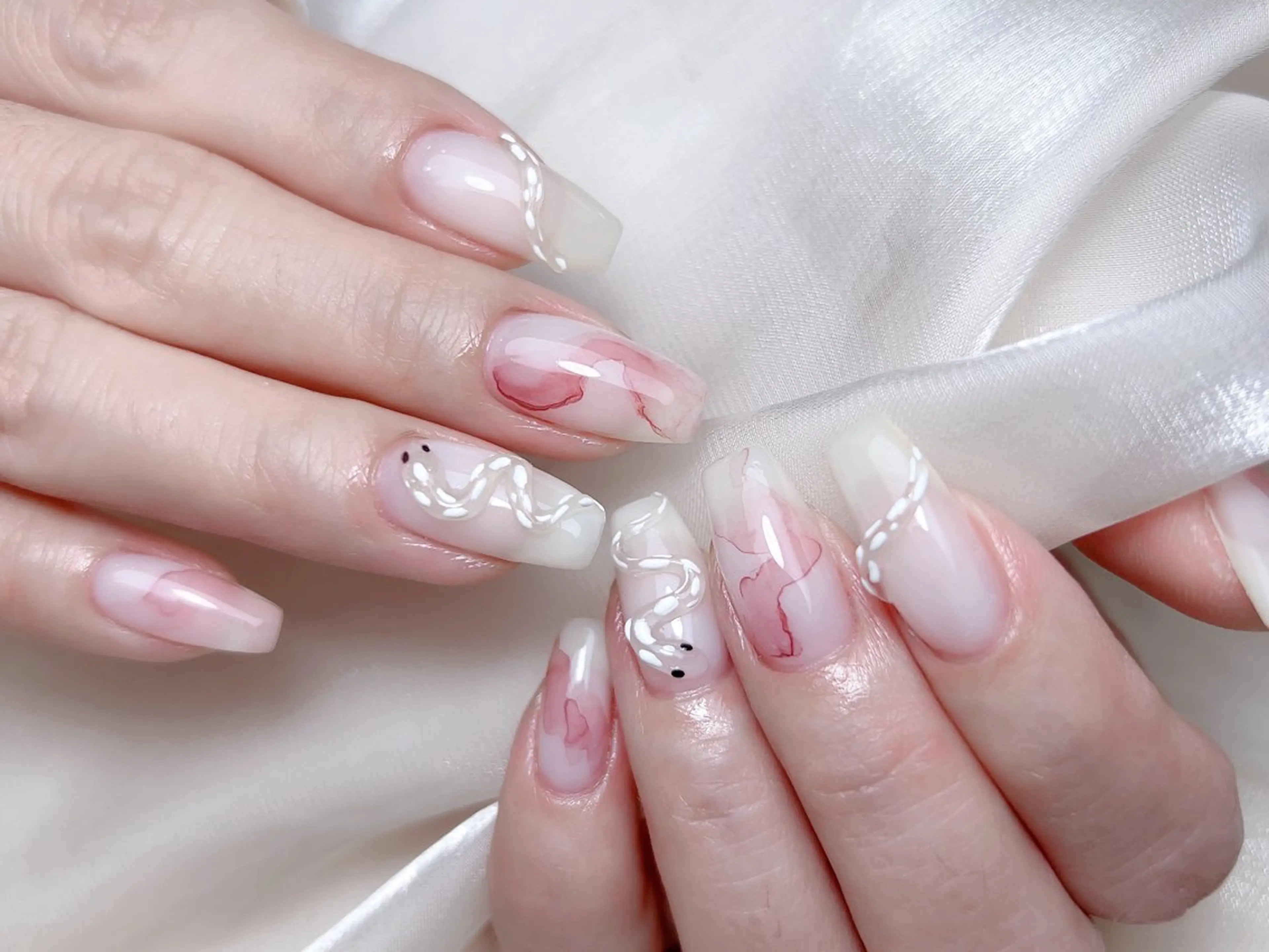 ネイル M🌷nail 長さだし専門店のネイルデザイン
