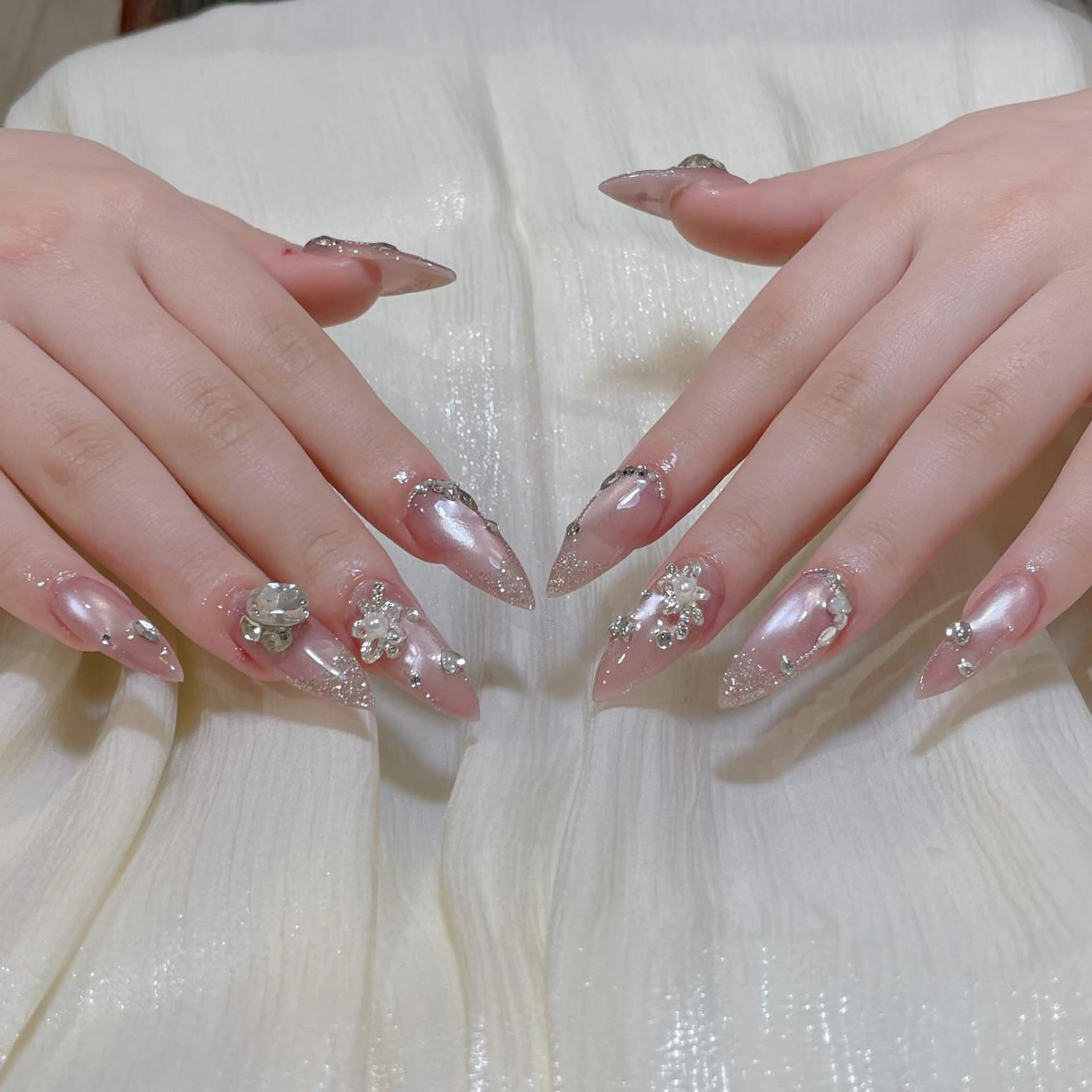 ネイル ハンドネイル Lumina Nail💕のネイルデザイン