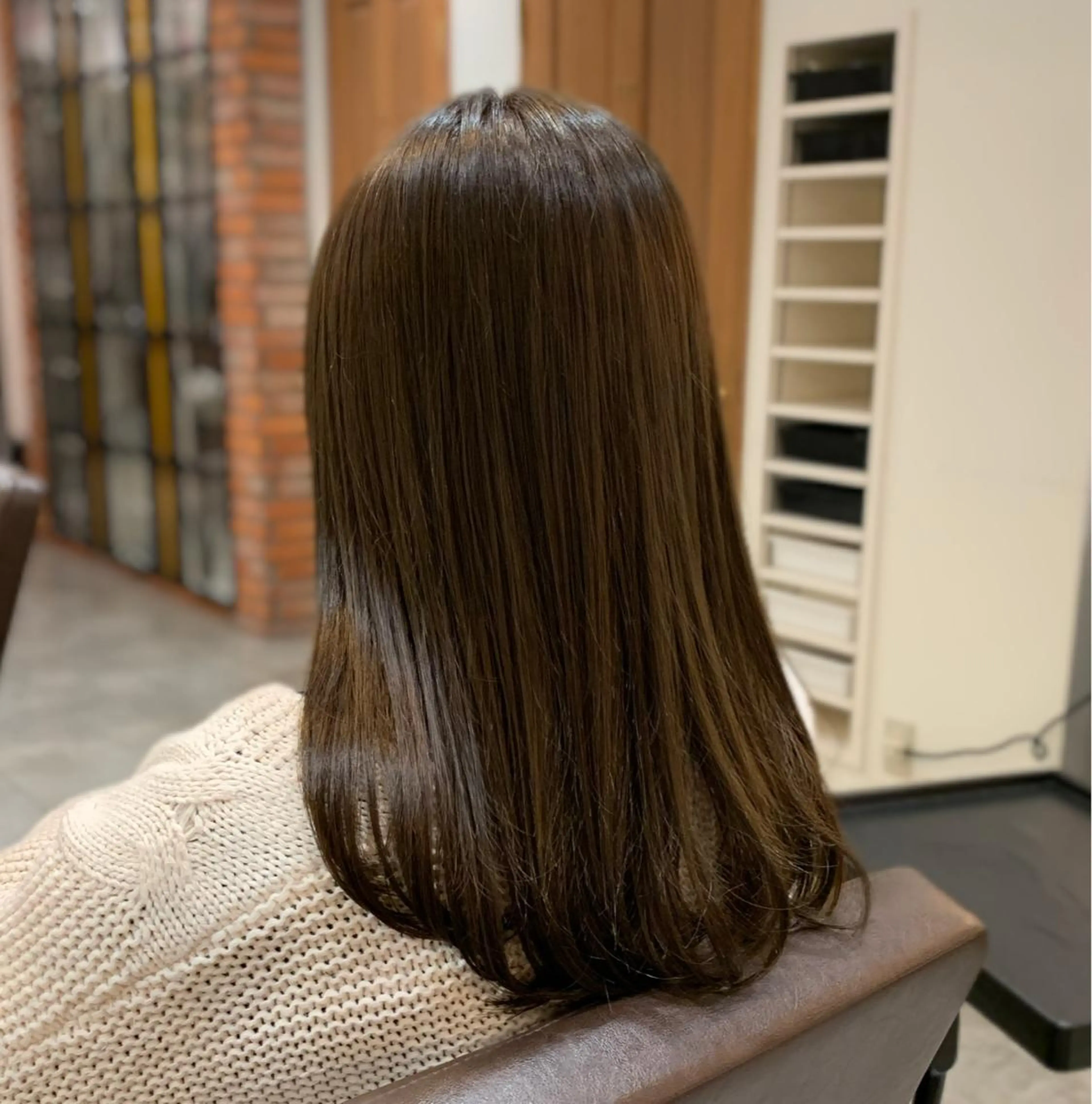 ロング カラー オリーブカラー トリートメント 中村 研介のヘアスタイル