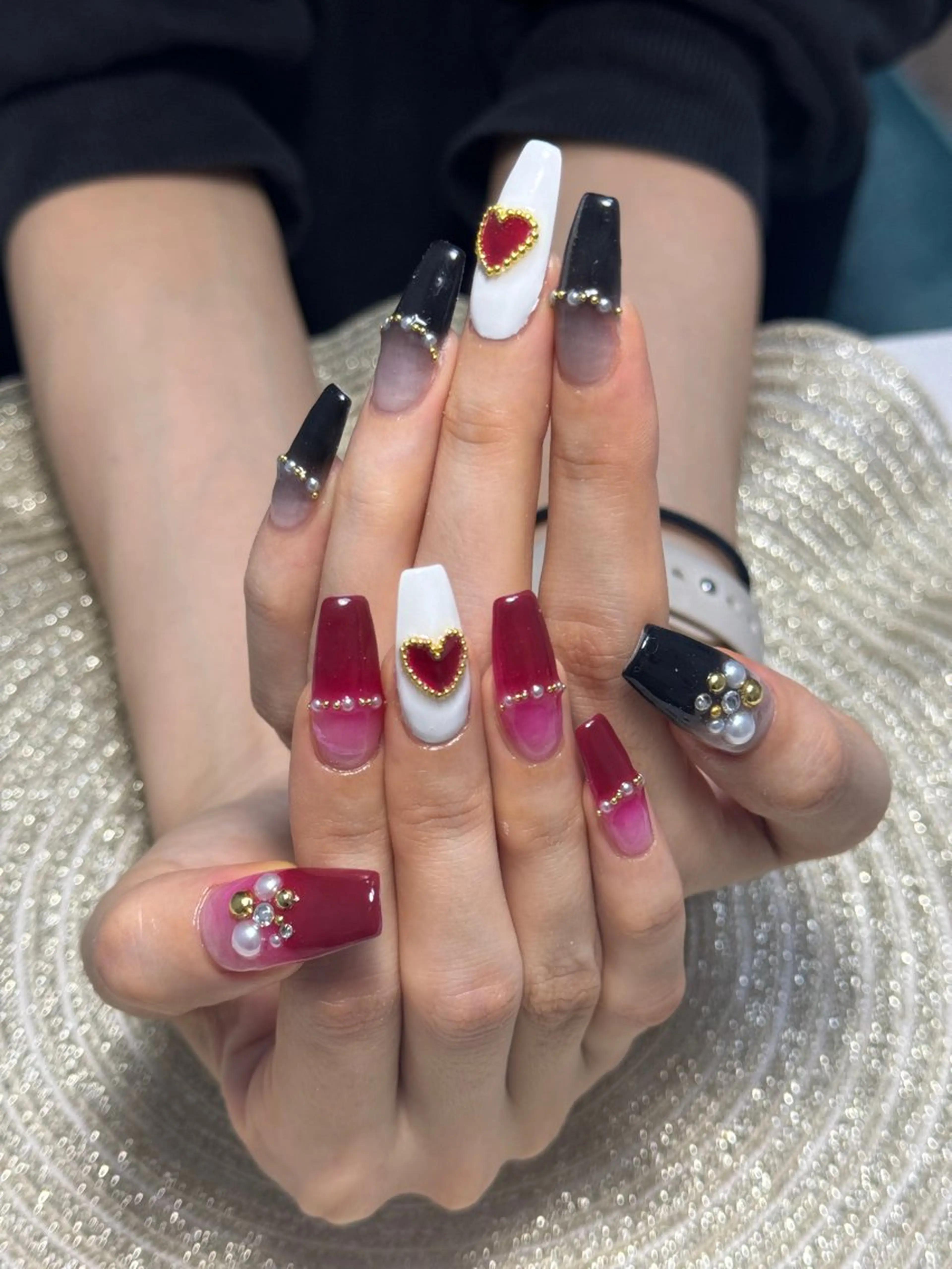ネイル 長さ出し 赤色 ネイルチップ ハンドネイル moa nailのネイルデザイン