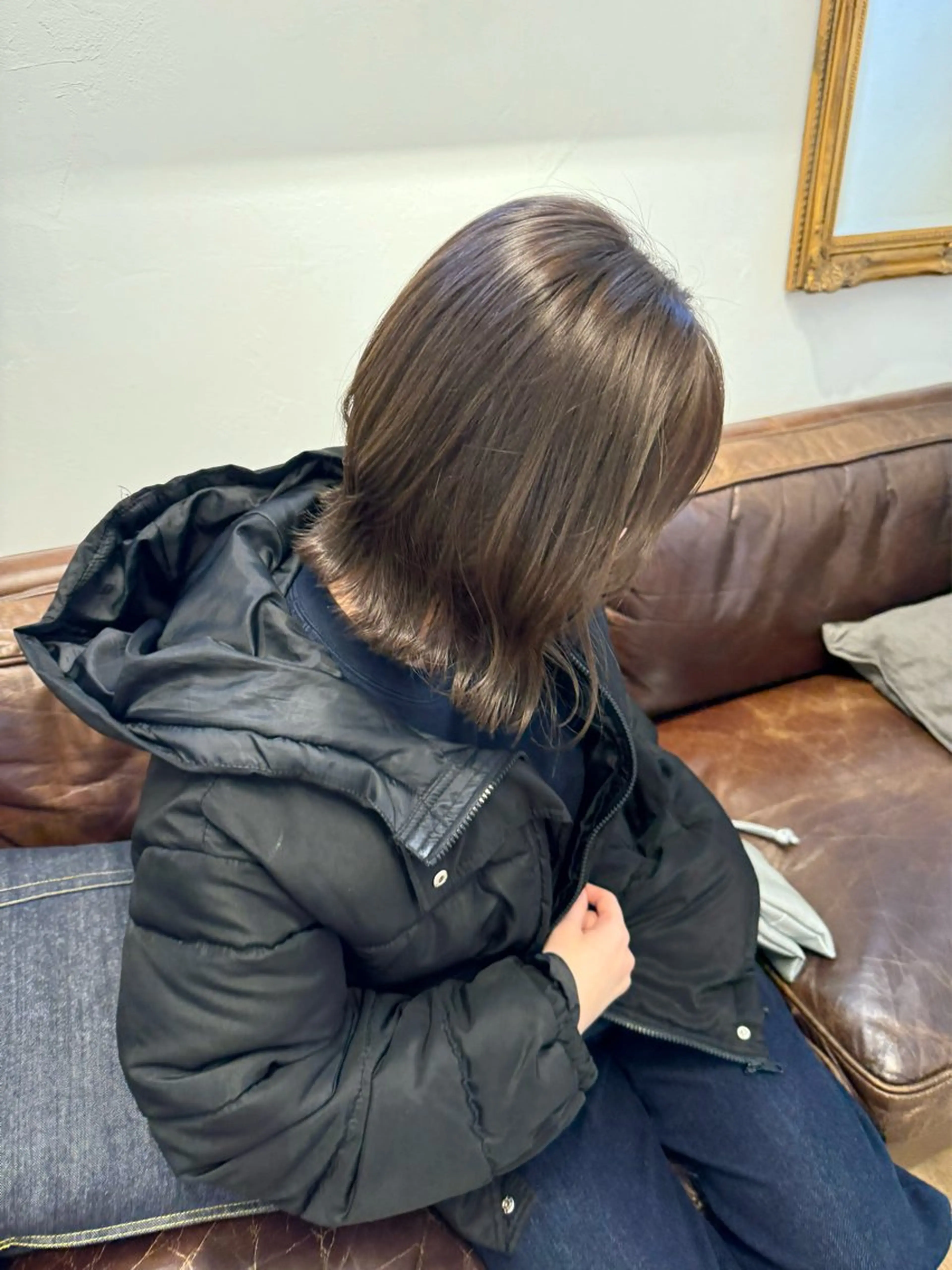 ショート カラー ミルクティー× グレージュMOMOのヘアスタイル