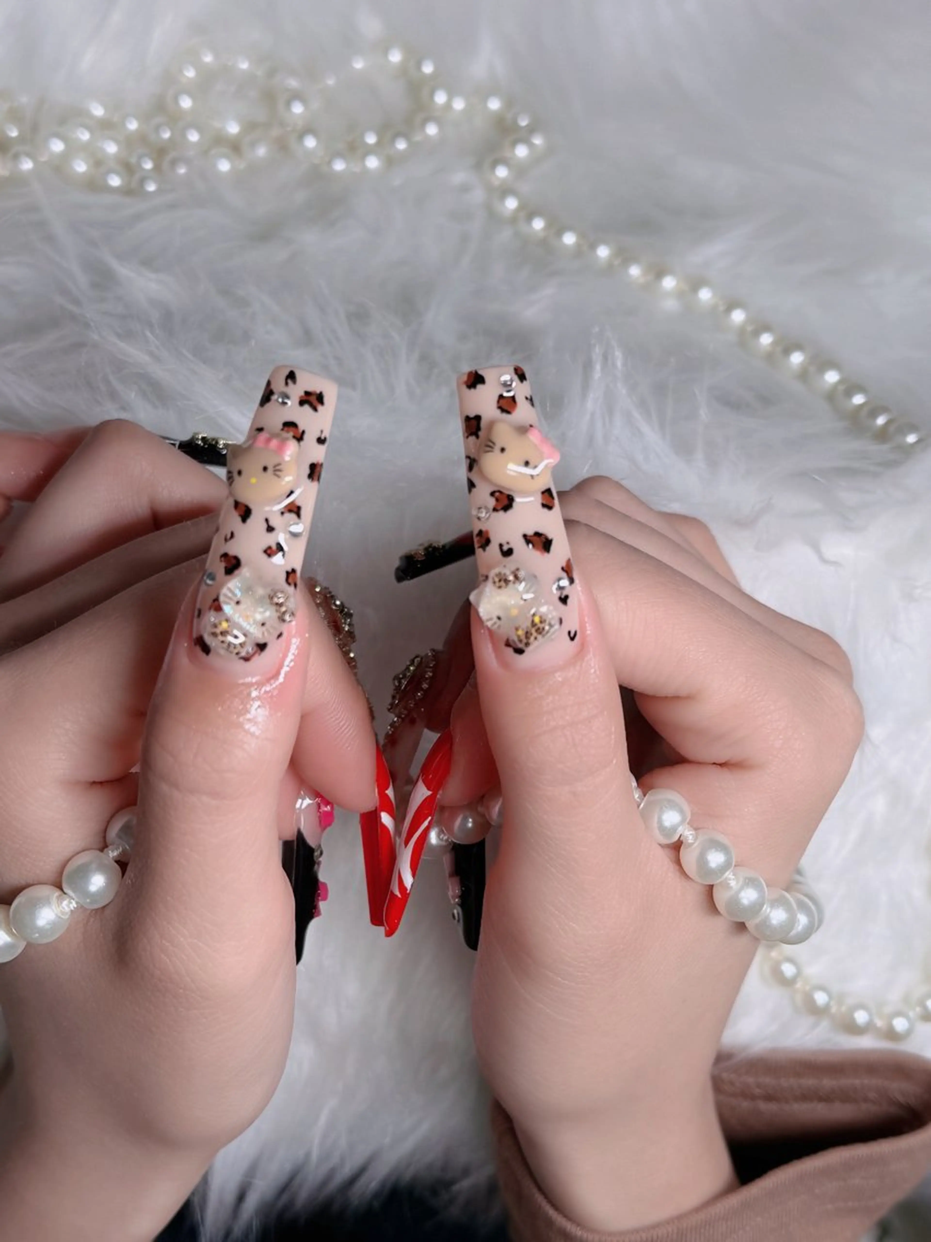 ネイル フレンチネイル ジェルネイル ハロウィン キラキラネイル 韓国ネイル ハンドネイル H.baby Nail Salonのネイルデザイン