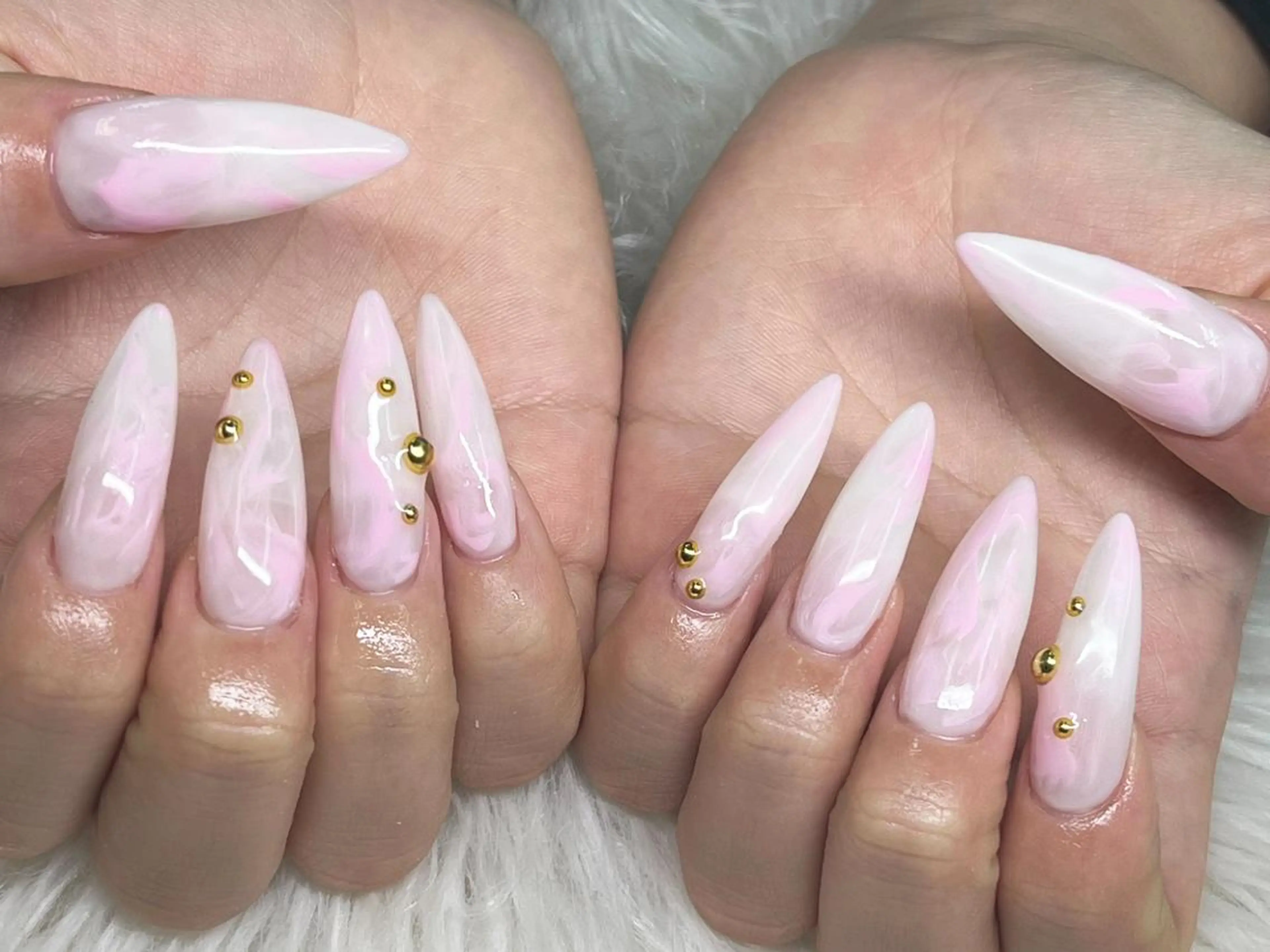 ネイル ハンドネイル Miku. Nのネイルデザイン