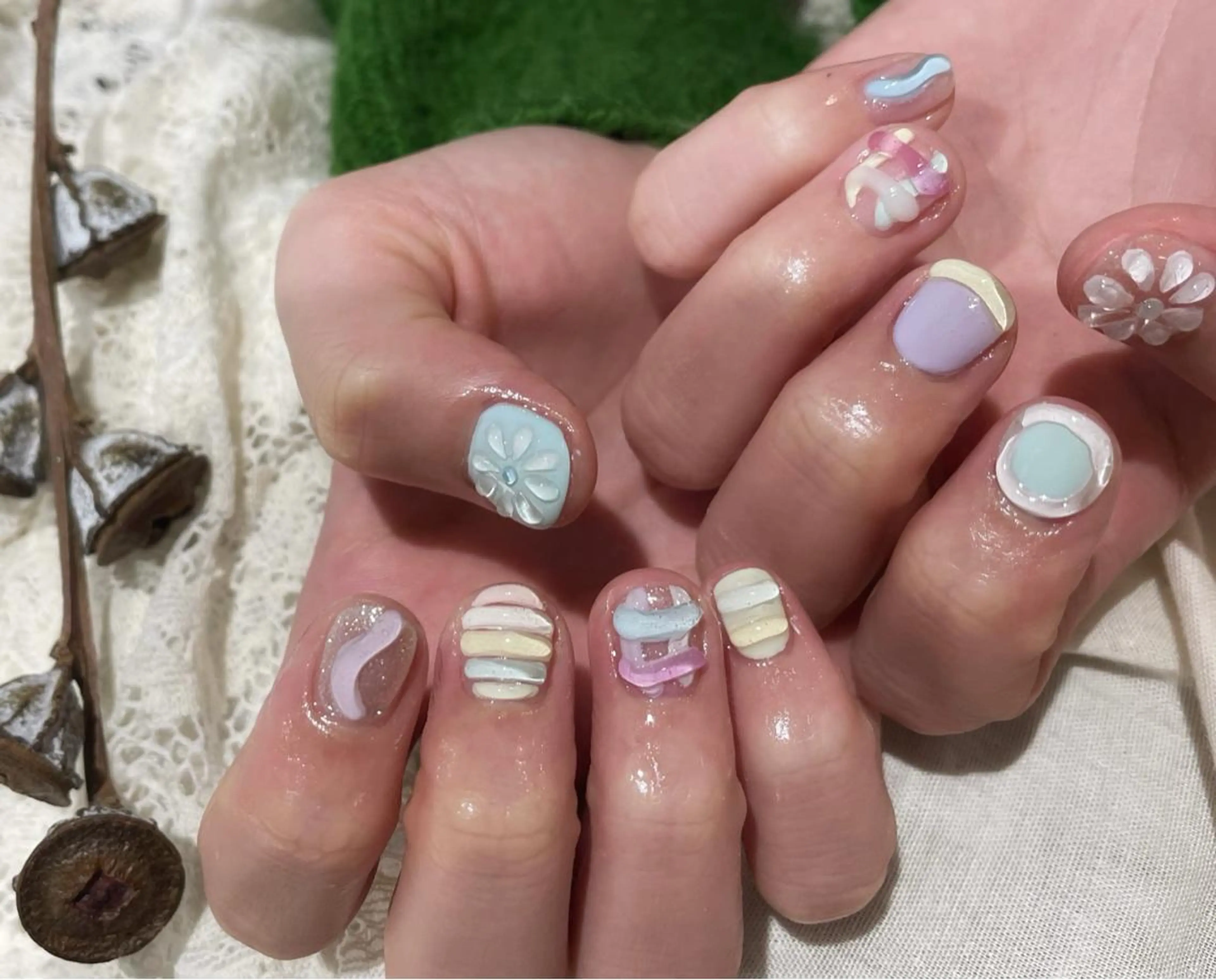 ショート m kaori𓃟のネイルデザイン