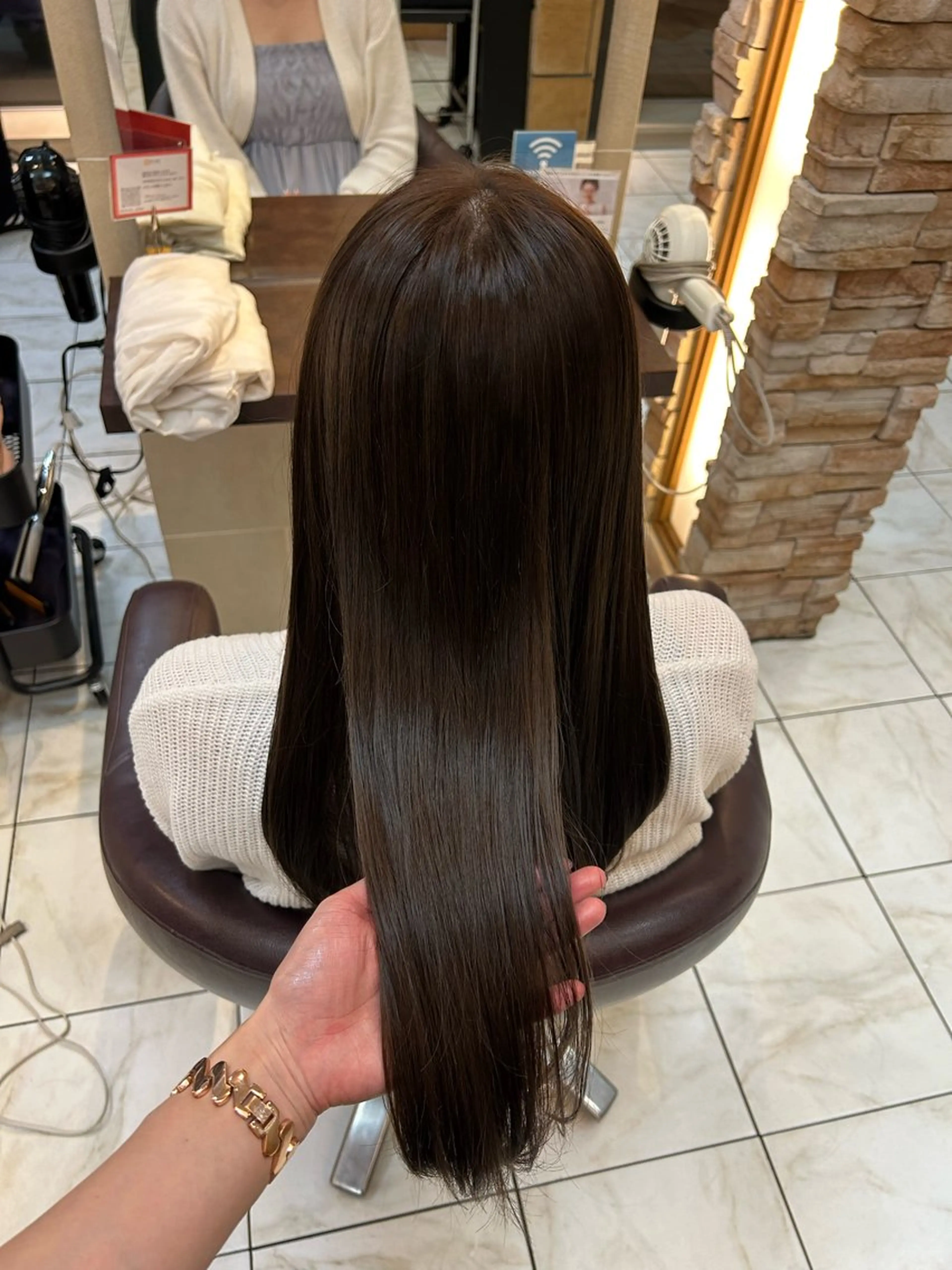 ロング カット ヘアカラー トリートメント 🧸HARUNA 艶髪✨透明感🫧のヘアスタイル