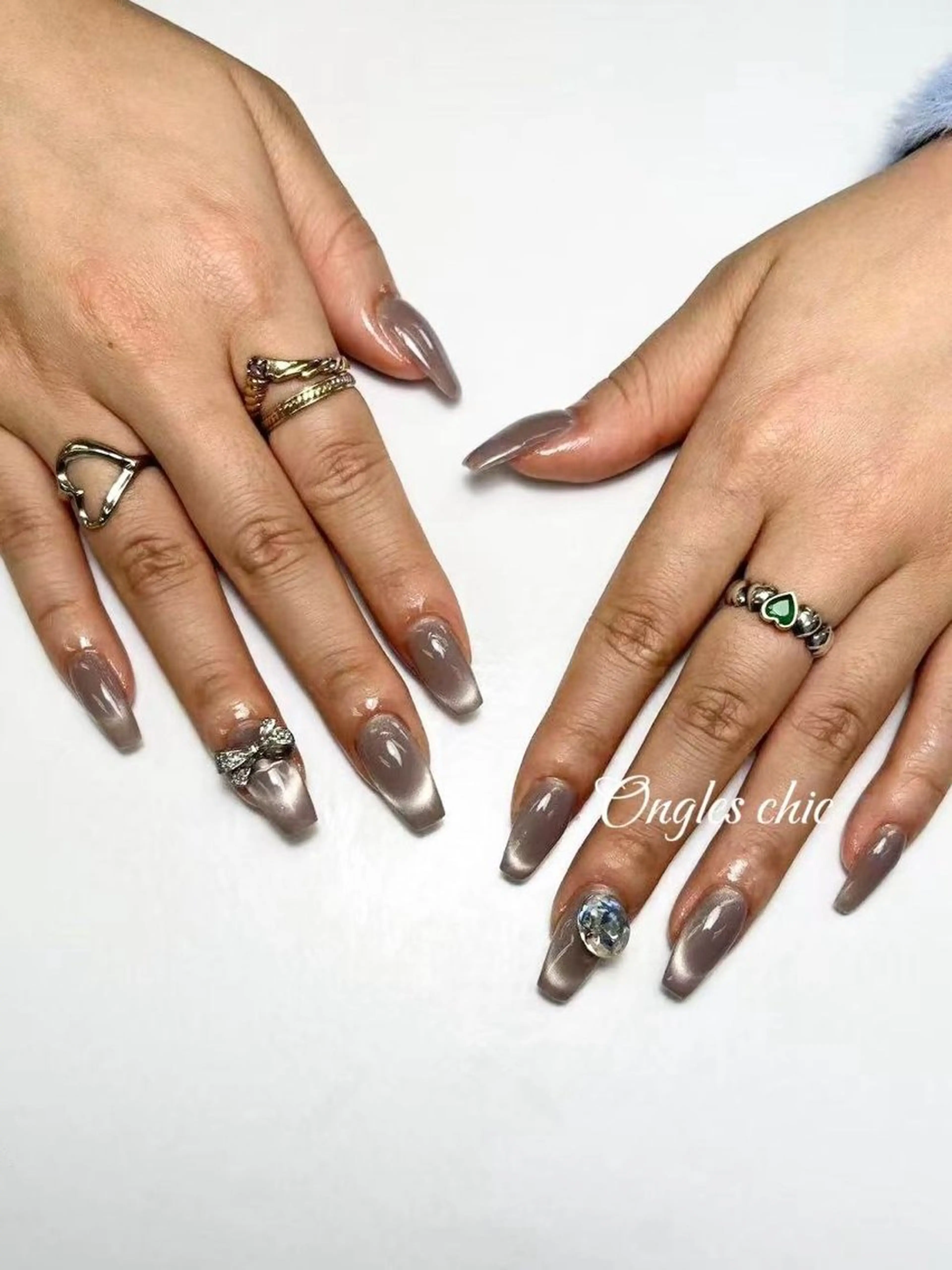 ネイル ハンドネイル ongles chicのネイルデザイン