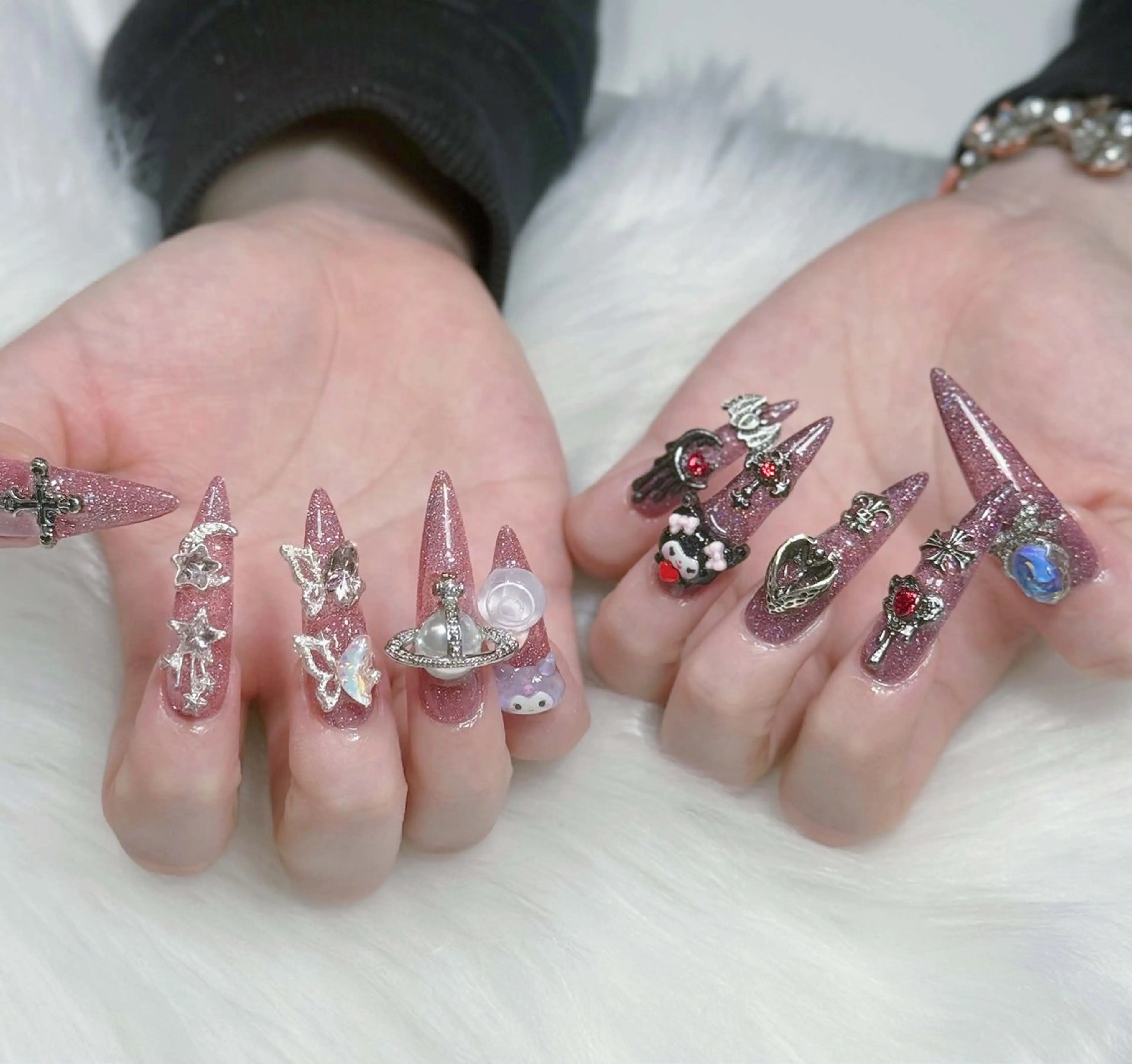 ネイル オーロラネイル チークネイル フットネイル フレンチネイル ジェルネイル ハンドネイル Havi Nailsのネイルデザイン