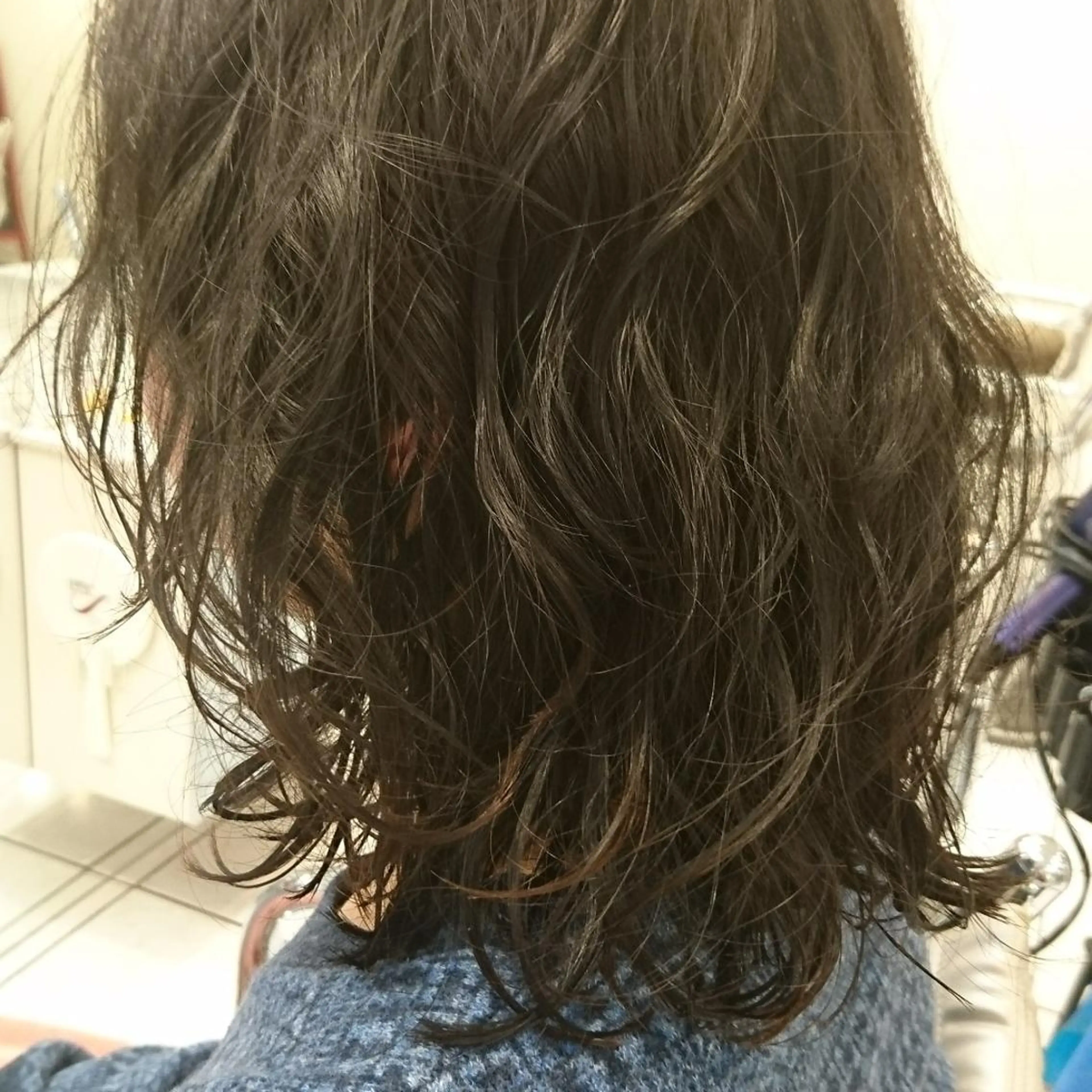 ミディアム パーマ 仲村 友孝のヘアスタイル