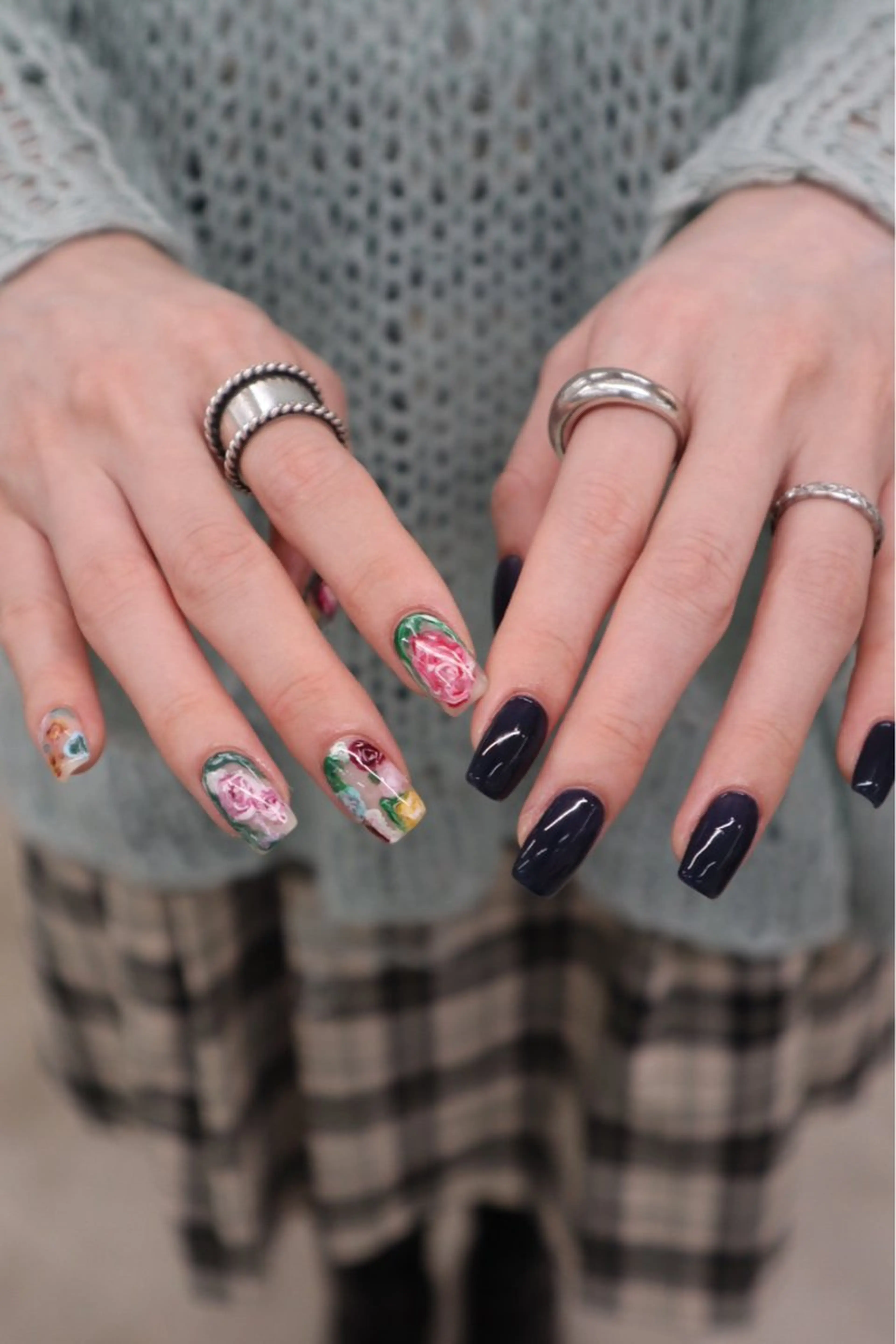 ネイル ネイビー シンプルネイル ハンドネイル sister mohawk所属・chika / nailのネイルデザイン