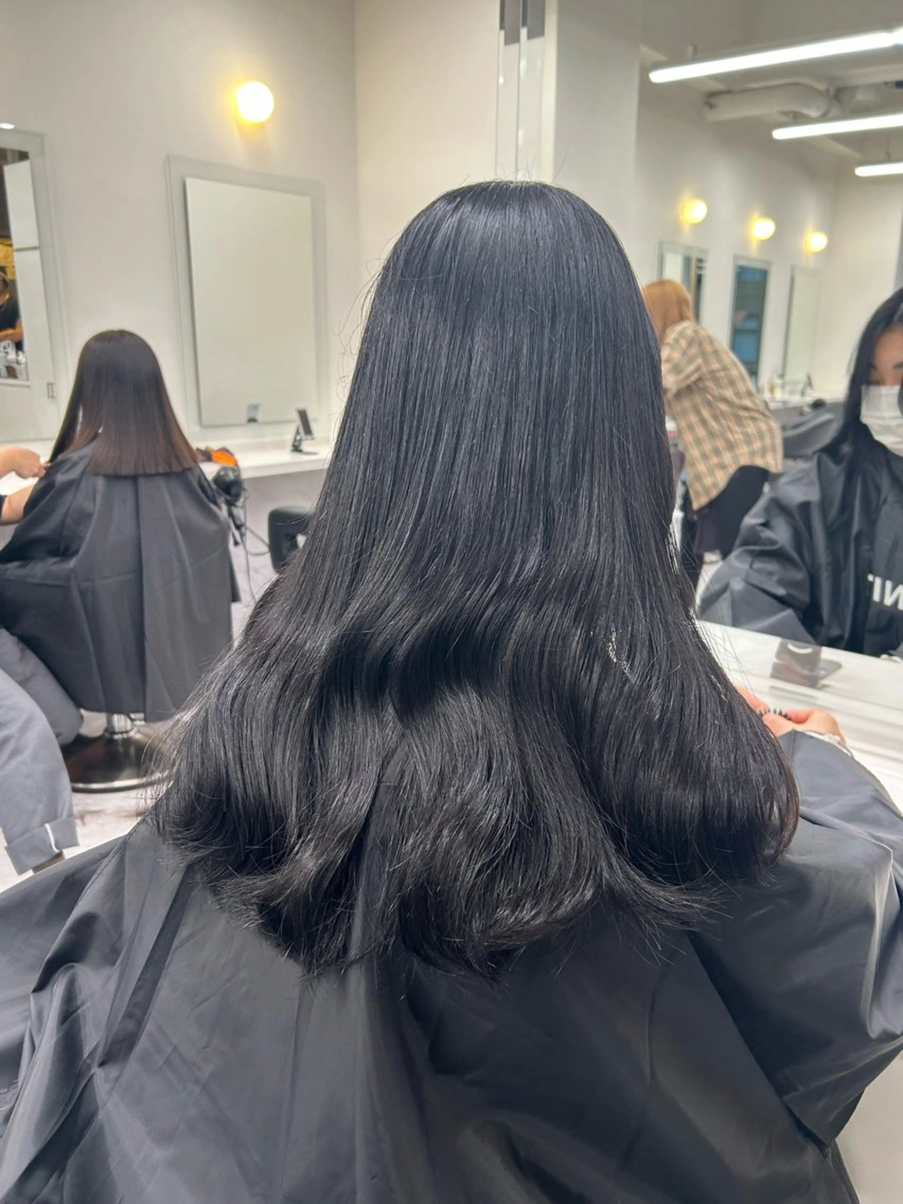 セミロング カラー カット ヘアカラー トリートメント ヘッドスパ 韓国/トレンド レイヤー【101】のヘアスタイル