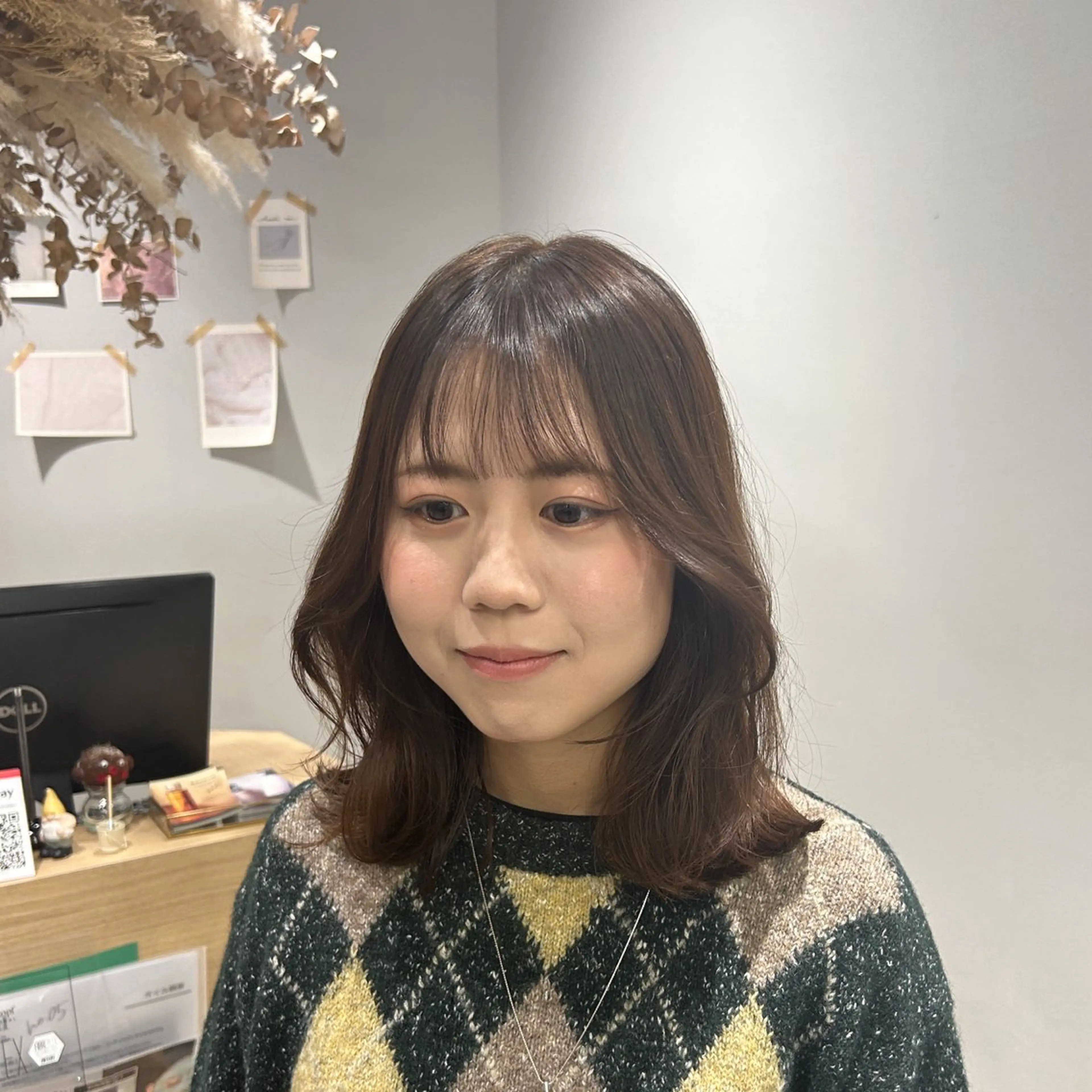 ミディアム カラー ミディアムレイヤー くびれヘア レイヤーカット 韓国ヘア×レイヤー カット/上田丈也のヘアスタイル