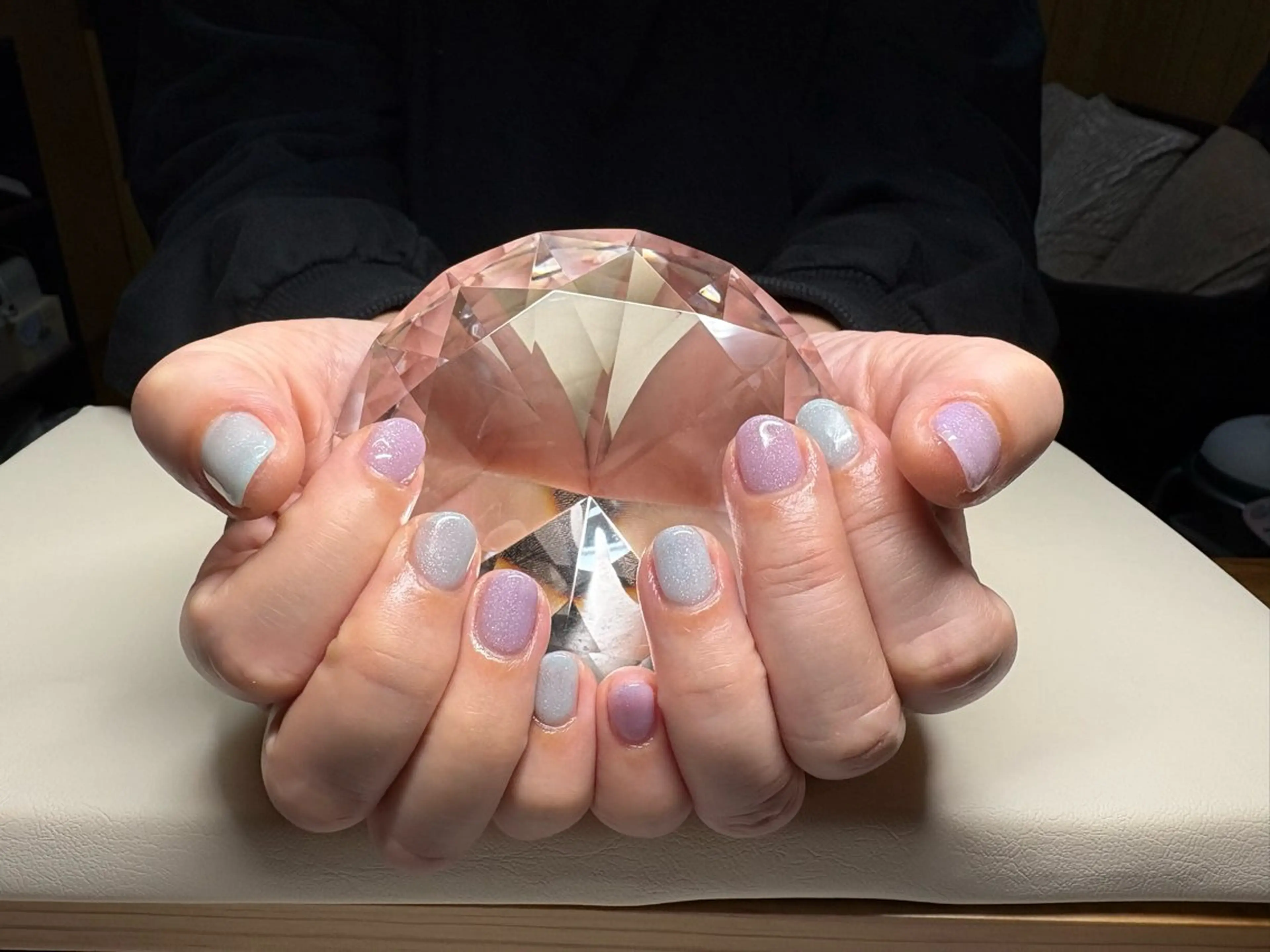 ネイル Rainbow Moonのネイルデザイン
