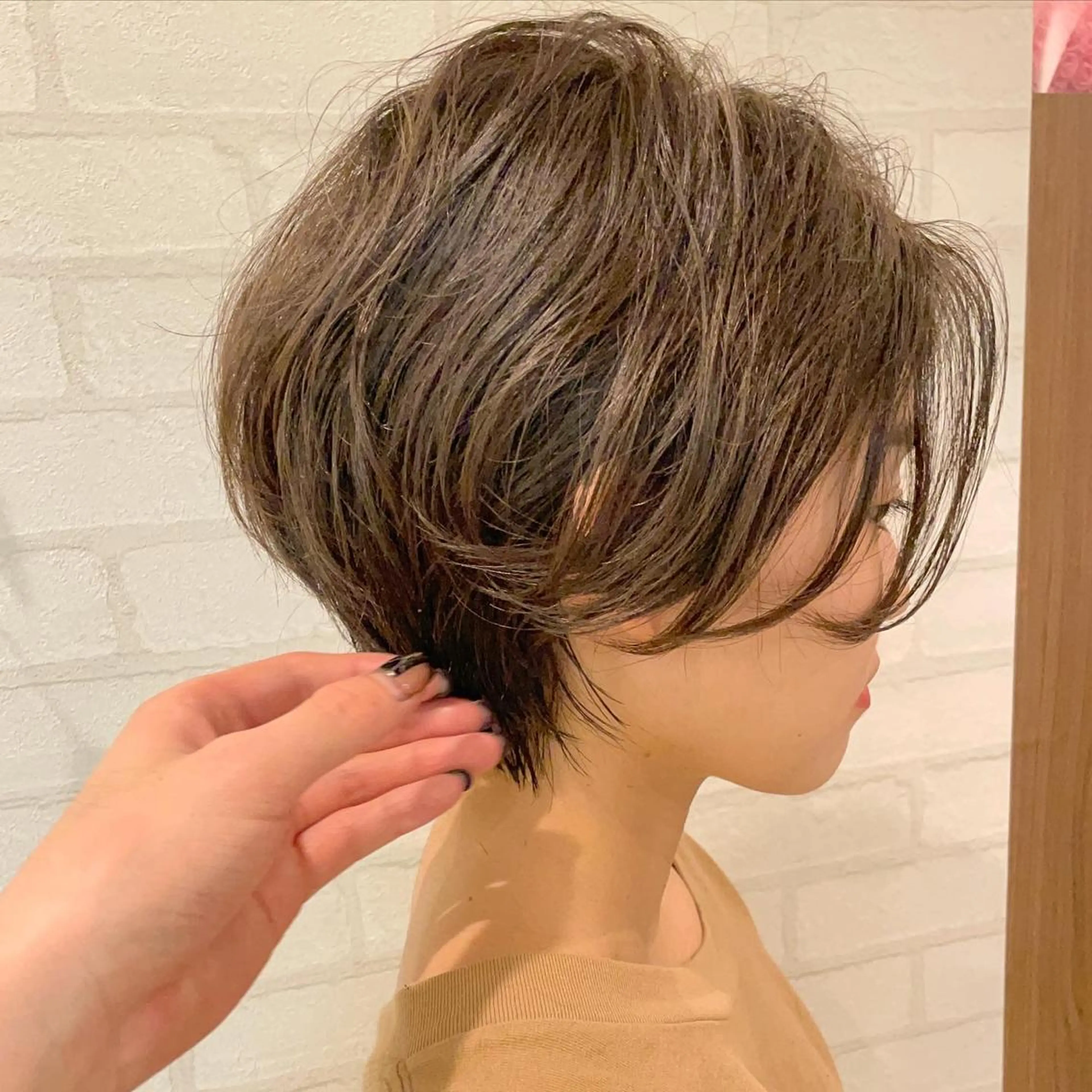 カラー 縮毛髪質改善特化 阿部はるかのヘアスタイル