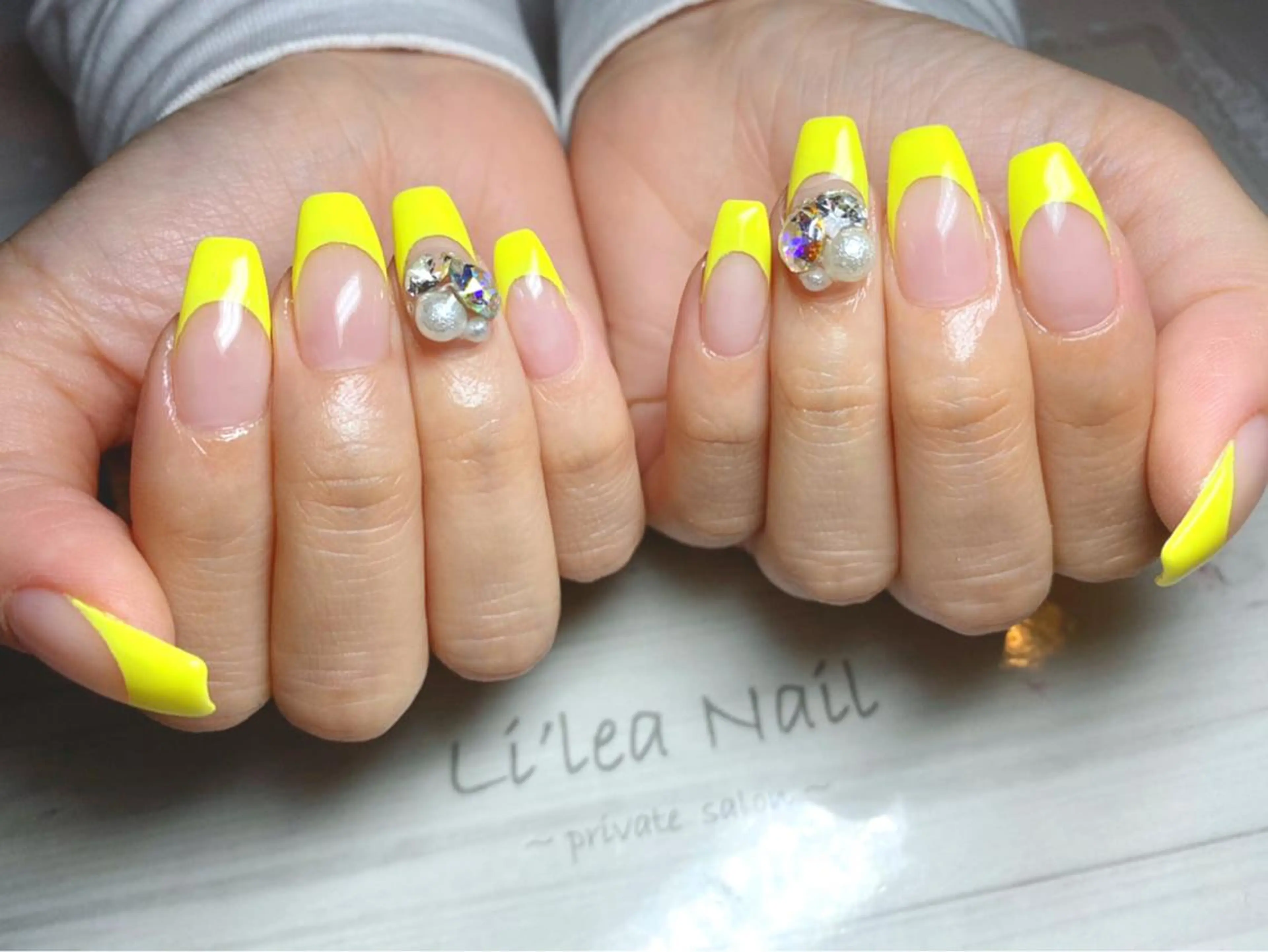 ネイル Li'leaNail AINAのネイルデザイン