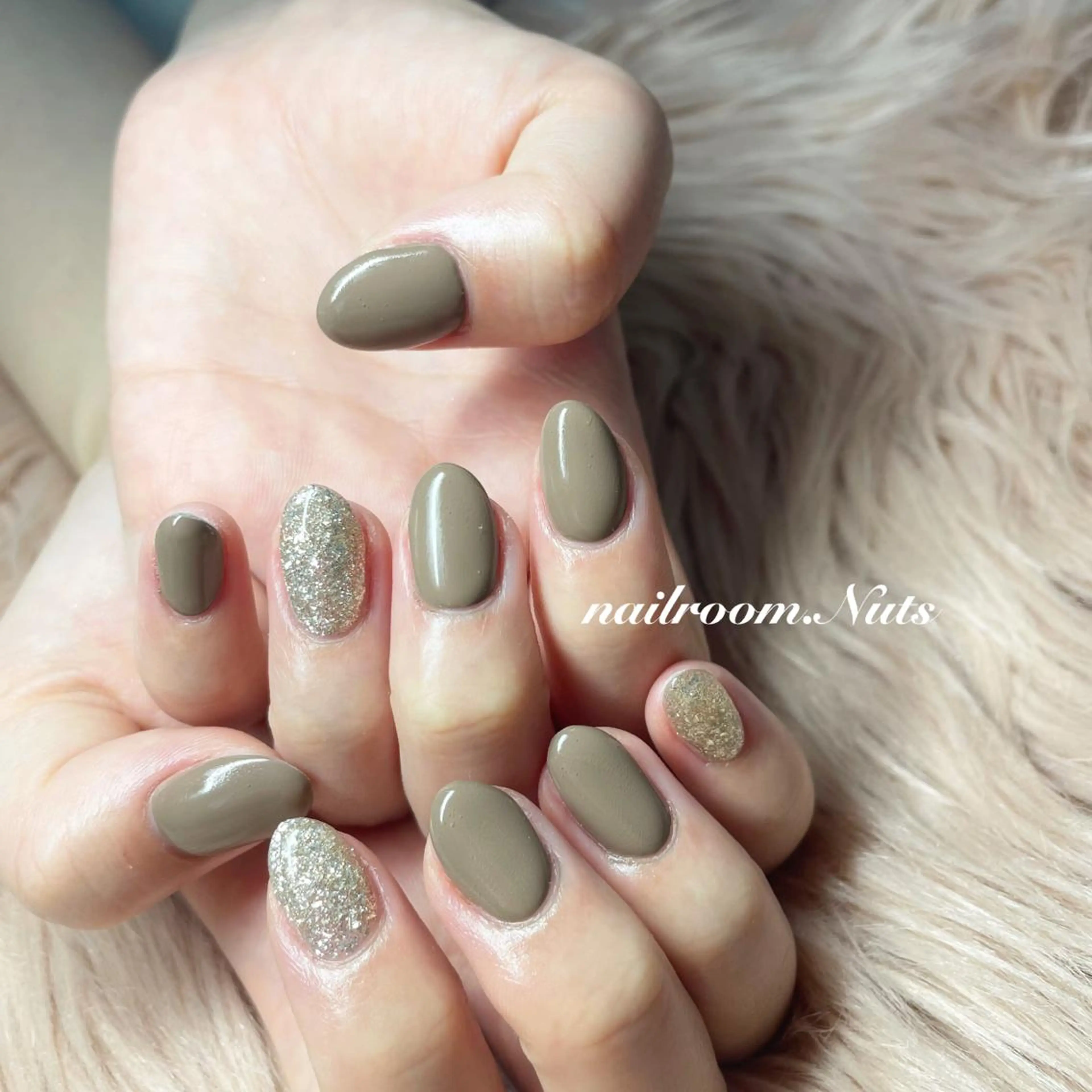 ネイル ハンドネイル nailsalon Nutsのネイルデザイン