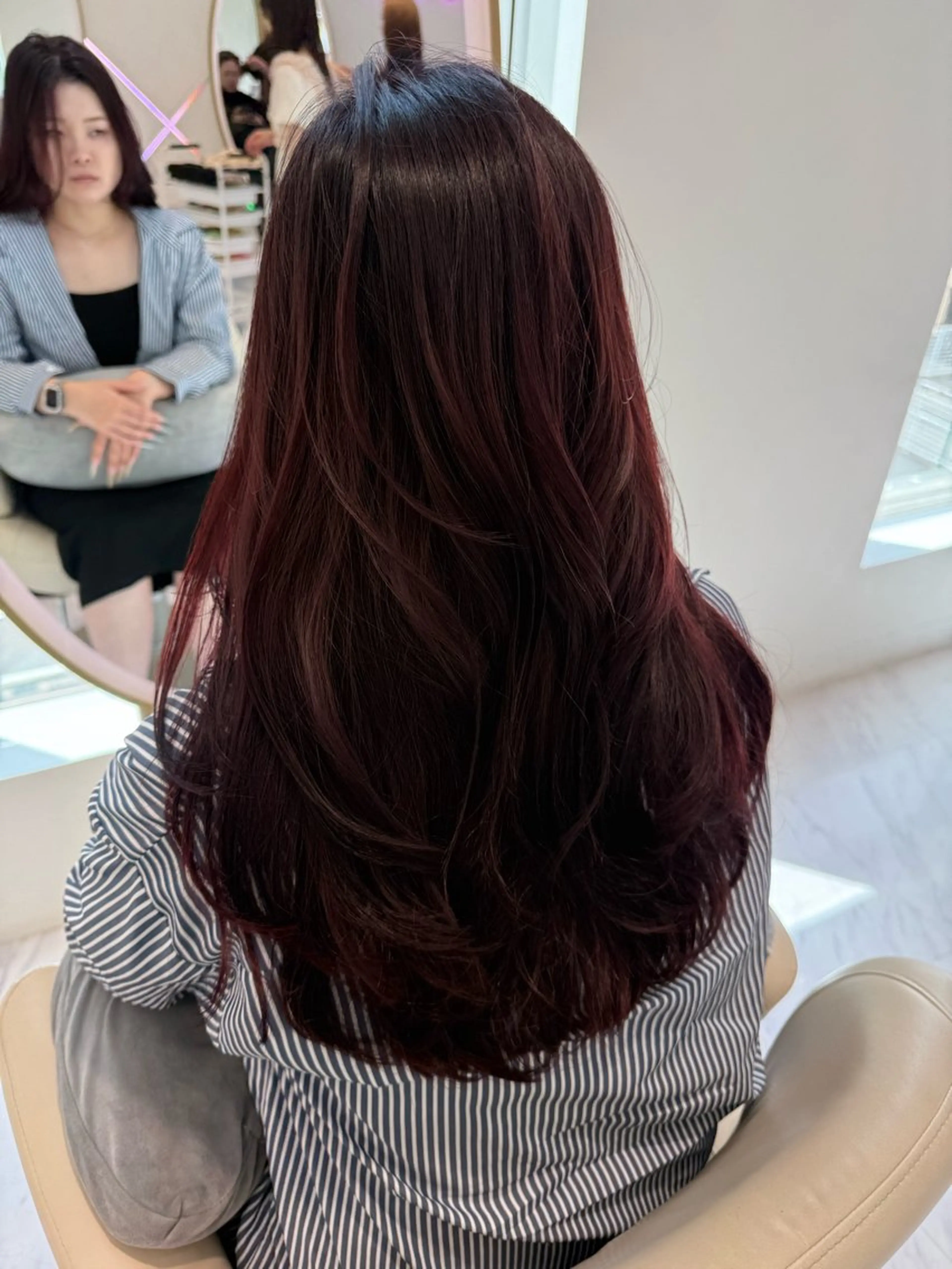 ロング カラー カット ヘアカラー トリートメント 🌟TOSHI/透明 感カラー/ショートのヘアスタイル