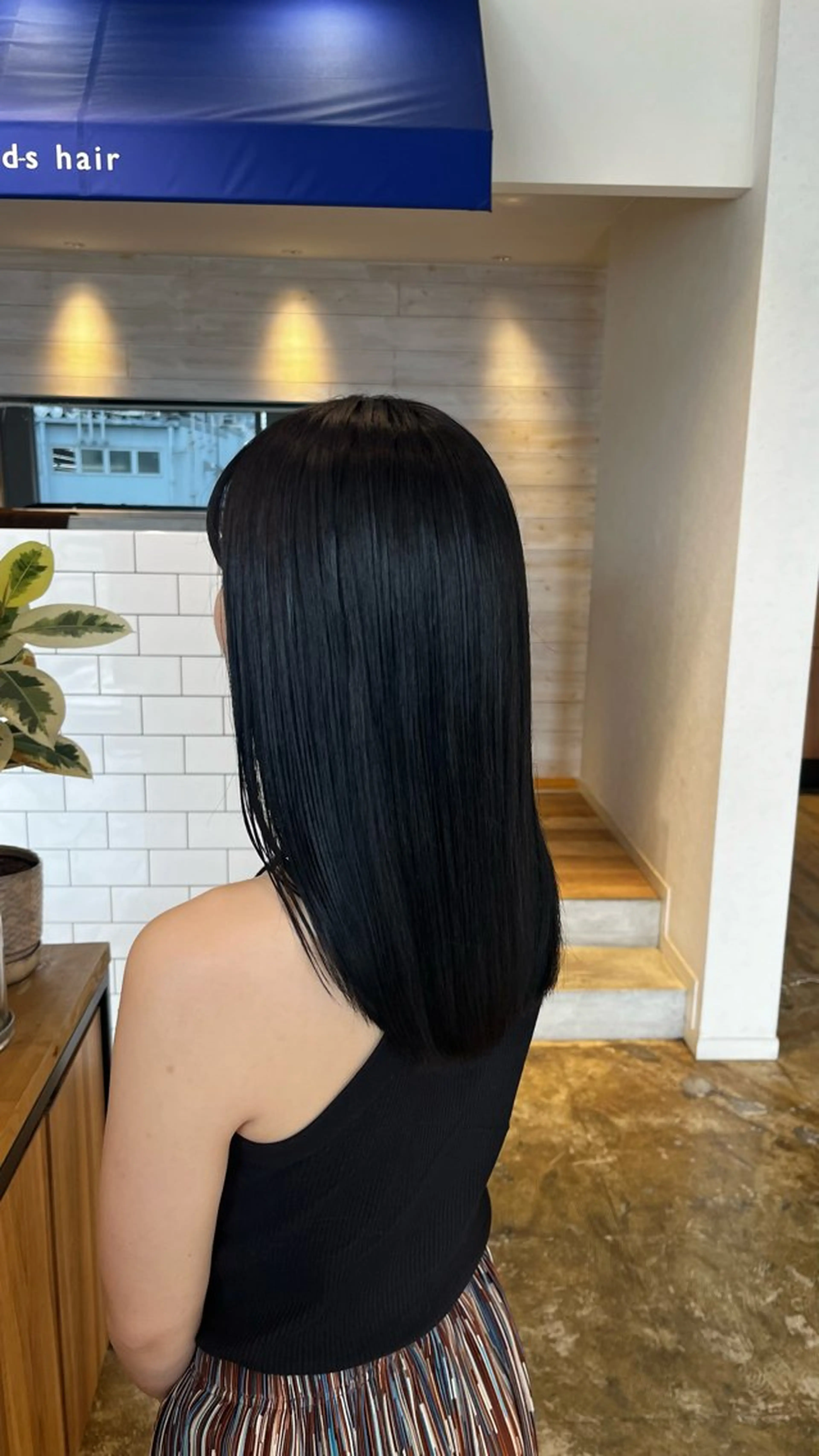 カラー 坂下 かのんのヘアスタイル