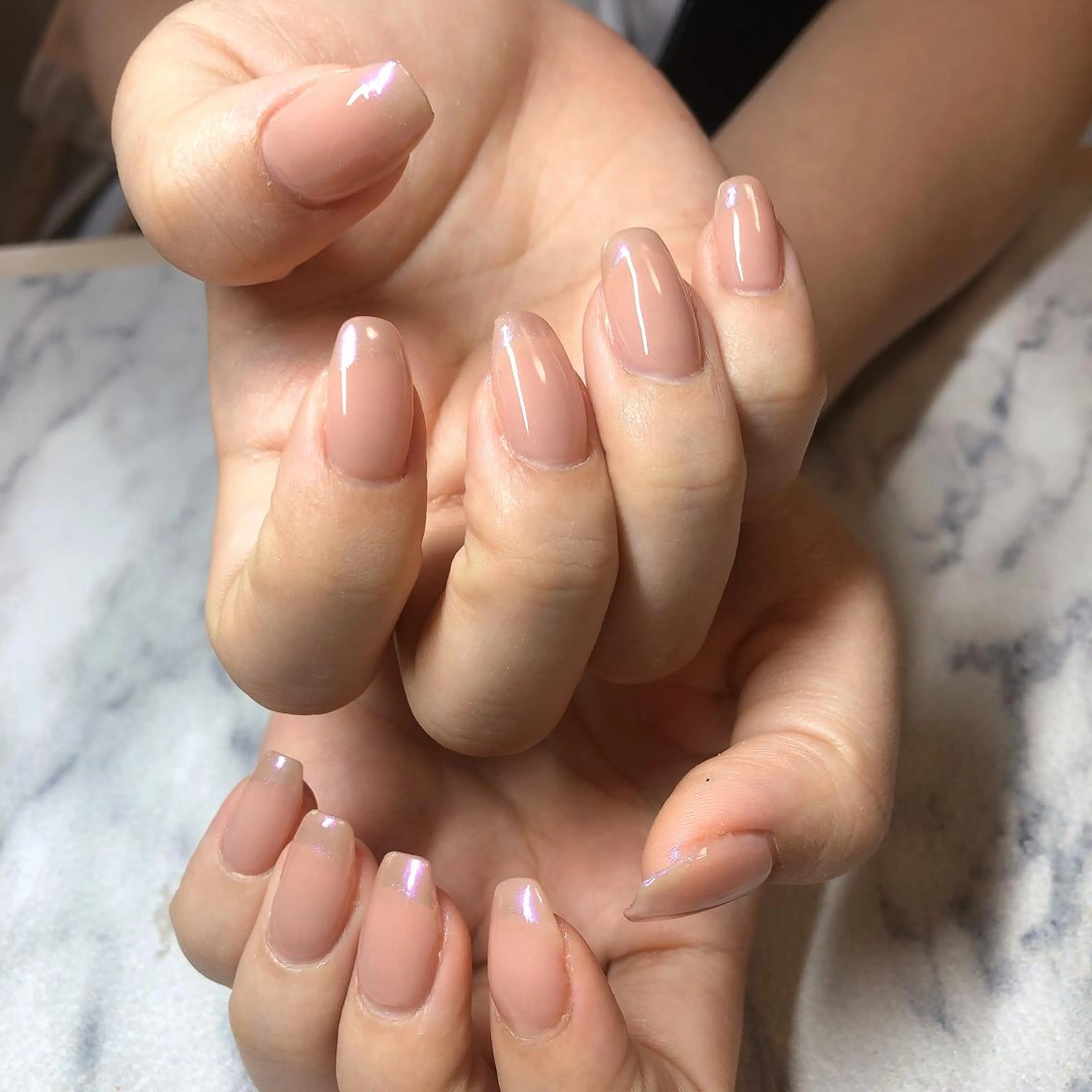 ネイル オーロラネイル フレンチネイル 結城 怜菜のネイルデザイン