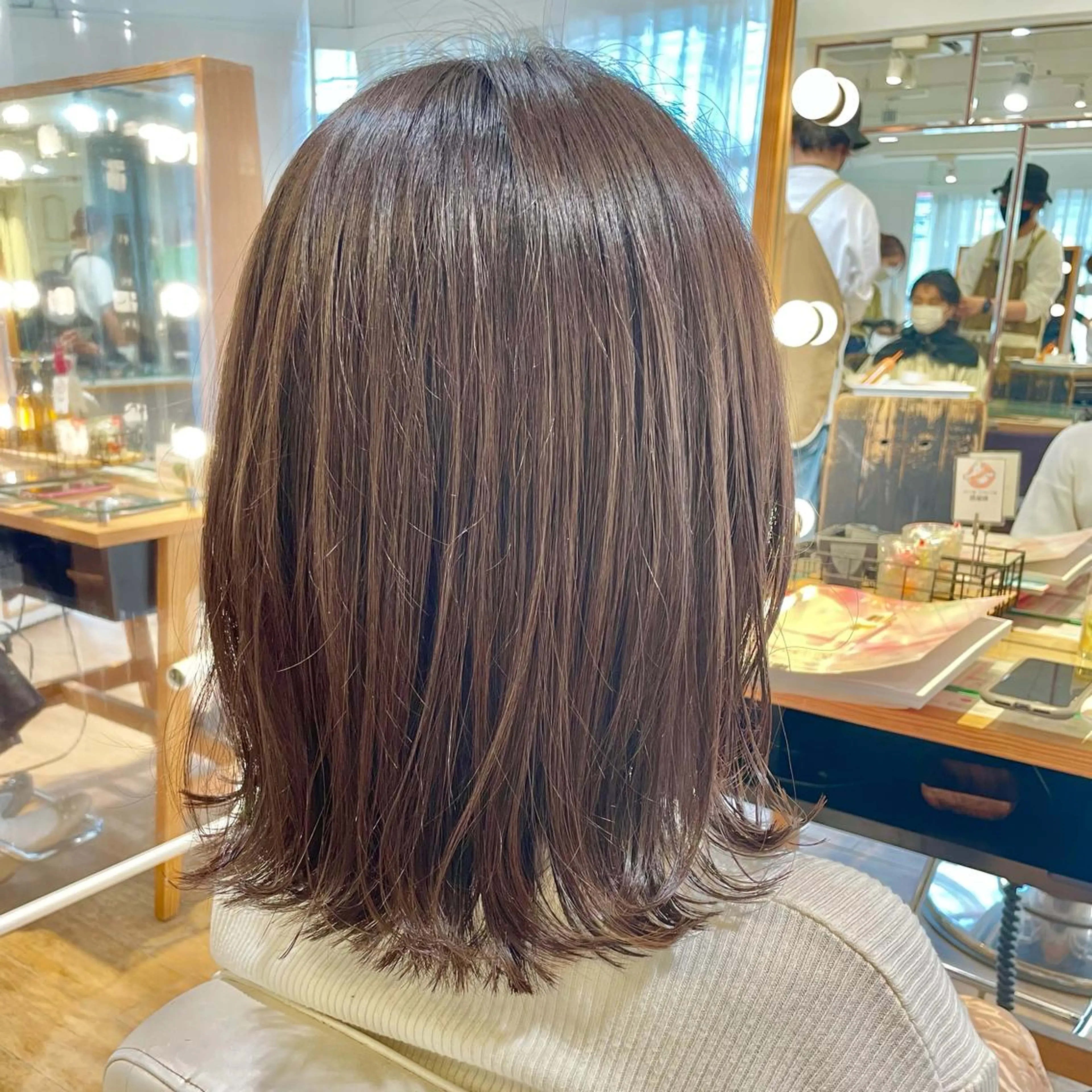 ミディアム ✨カラー支持No.1 🧸ワキ カナコ🧸のヘアスタイル