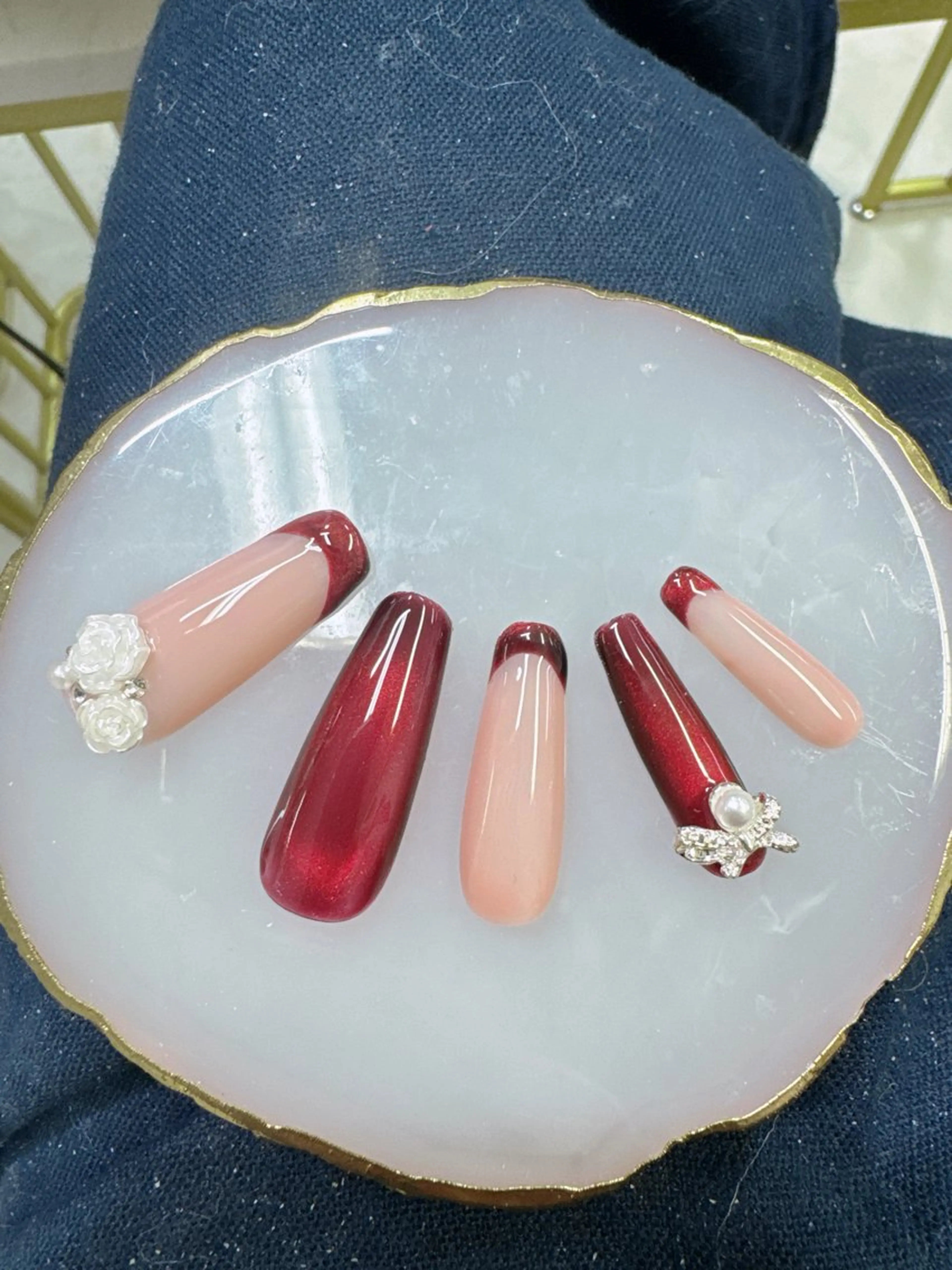 ネイル フレンチネイル ジェルネイル ガラスフレンチ ロングネイル パラジェル ハンドネイル Queeens nailのネイルデザイン