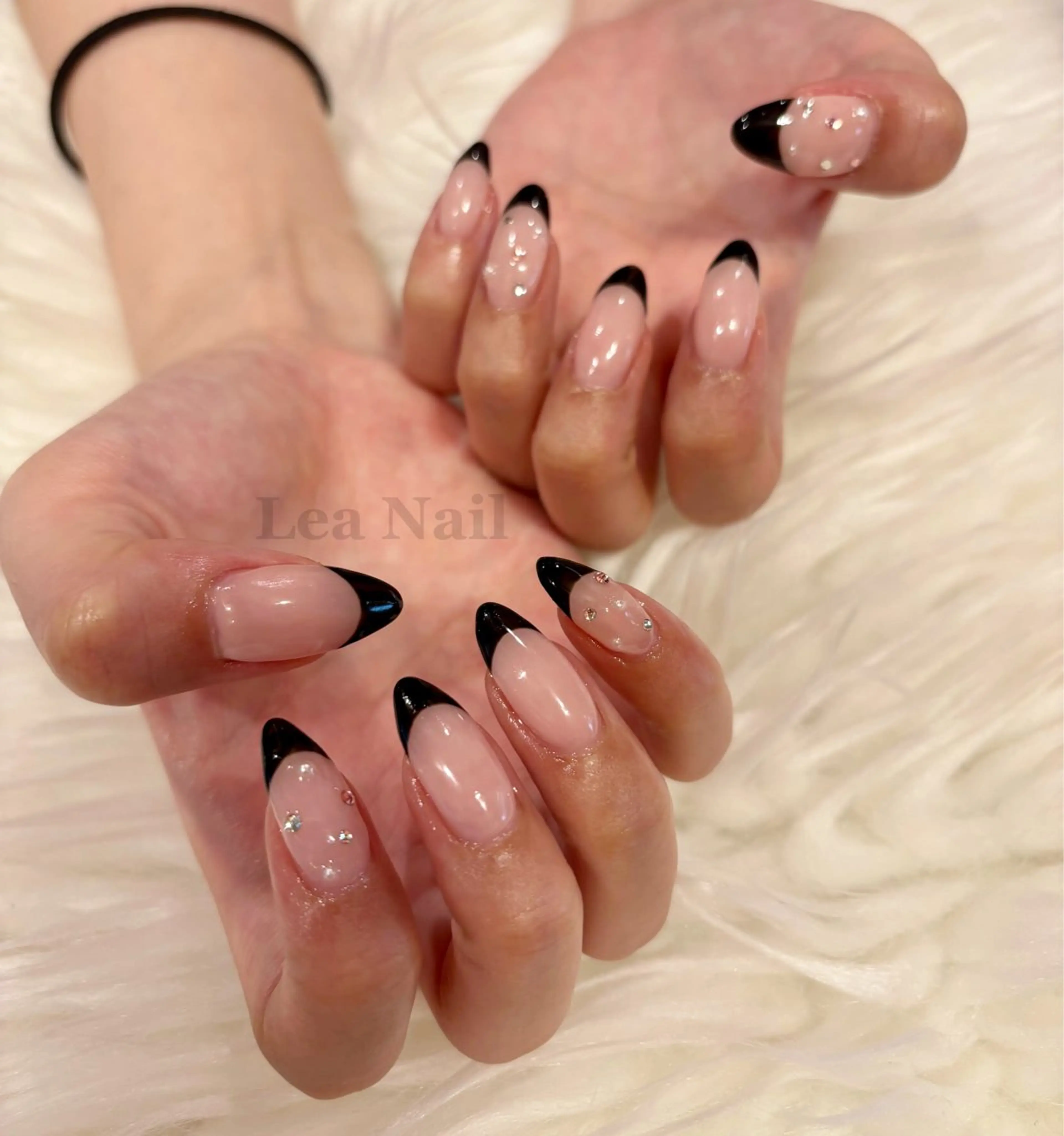 ネイル フレンチネイル シンプルネイル Lea Nailのネイルデザイン