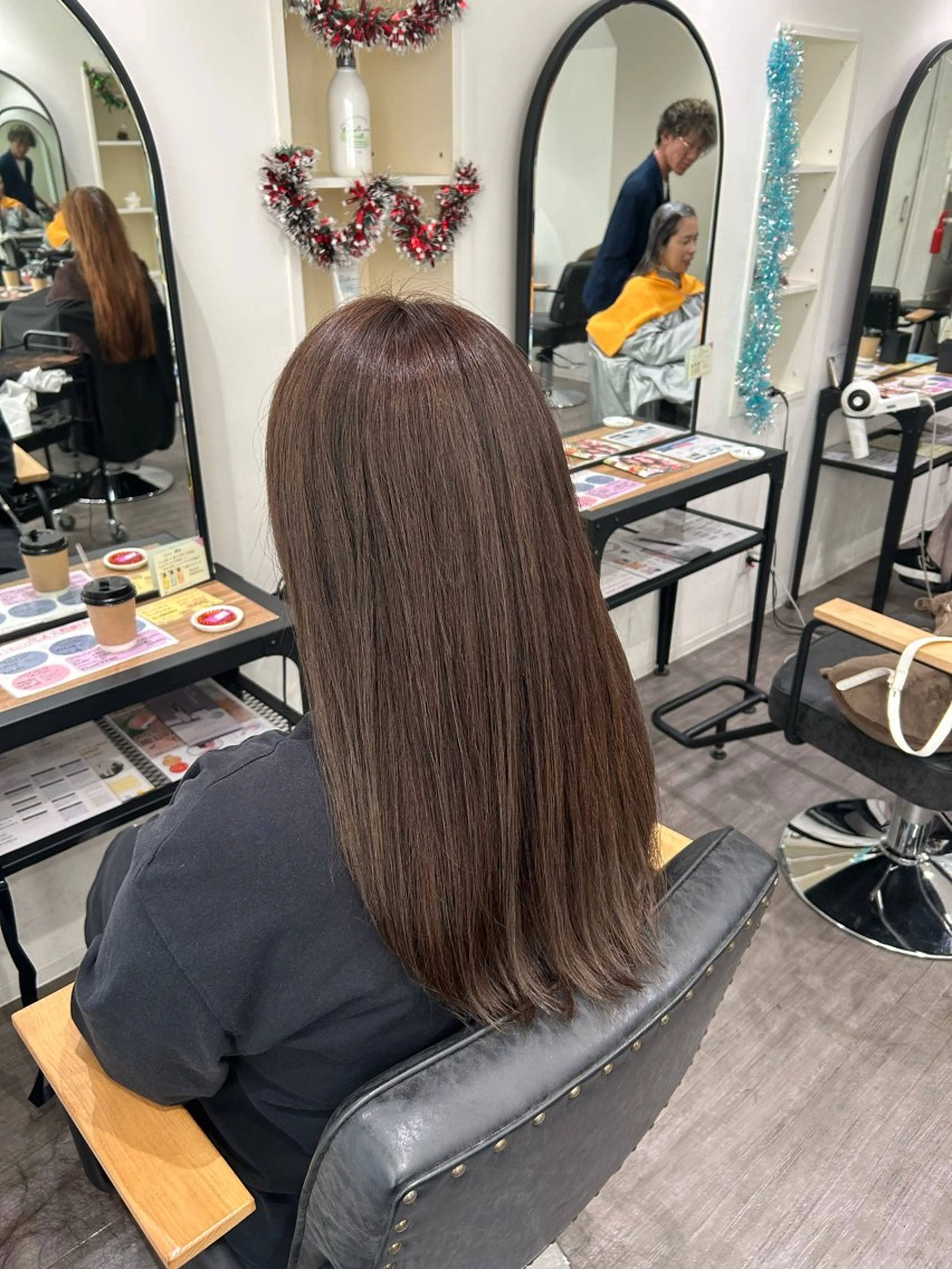 ロング カラー アッシュ 透明感カラー オリーブアッシュ カット ヘアカラー トリートメント cocotte 💟草間紫音💟のヘアスタイル