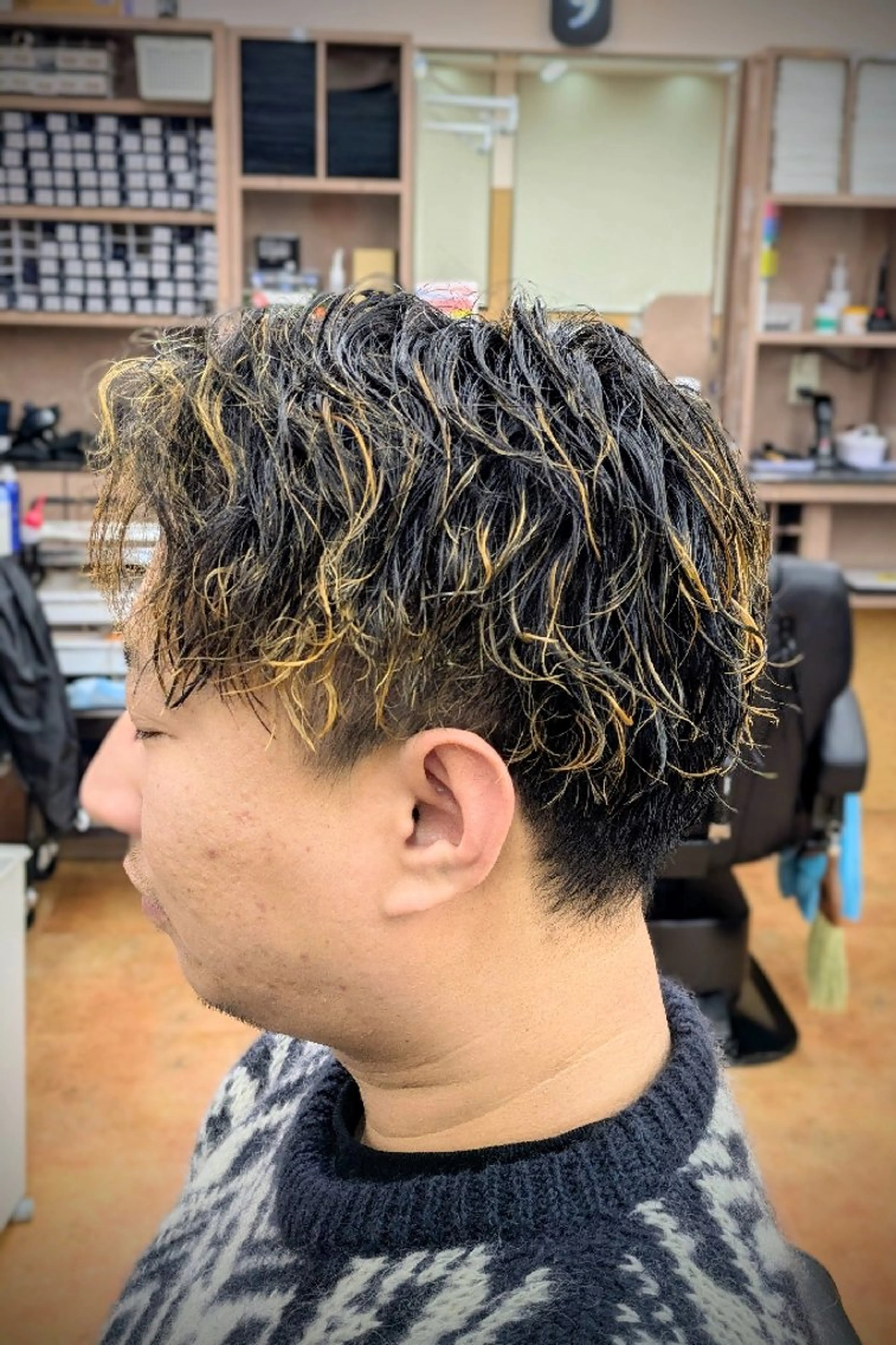 ショート パーマ 理容プラージュ燕三条 福井のヘアスタイル