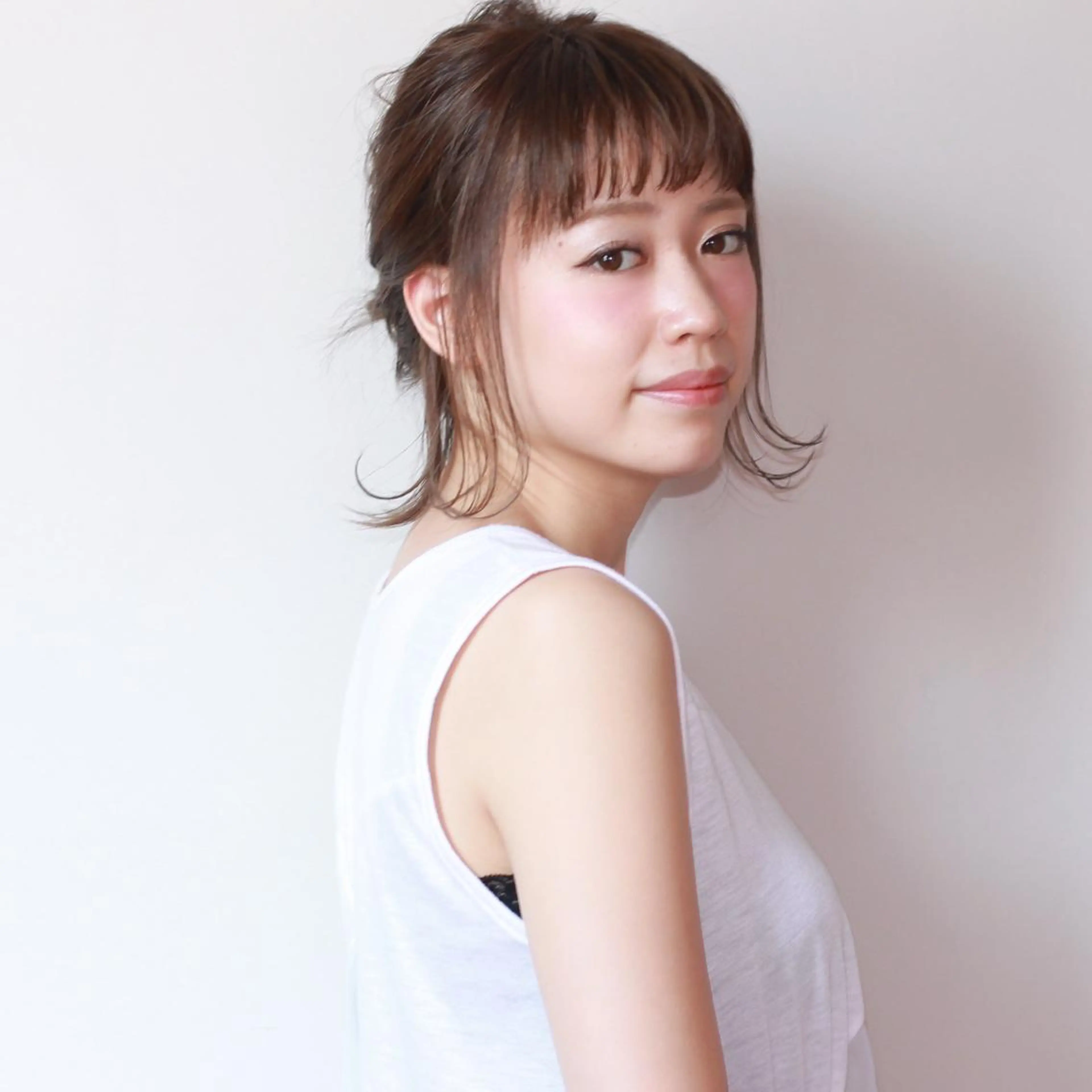 ショート ヘアアレンジ ボブ 薬院:今泉/上川美幸 小顔ボブ/暗髪カラーのヘアスタイル