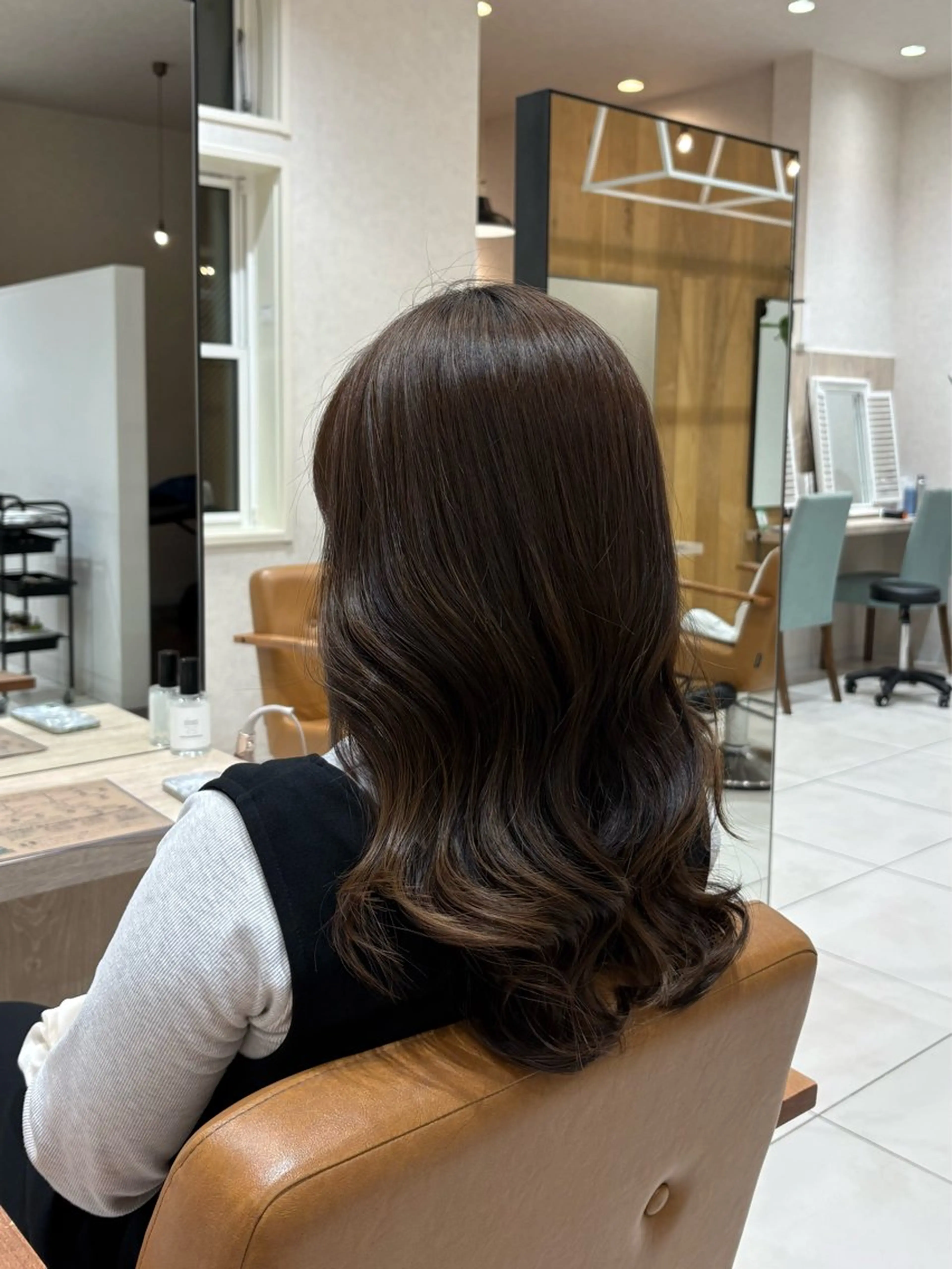 ミディアム カラー カット ヘアカラー トリートメント 透明感カラー🌿 ｍｏｅのヘアスタイル
