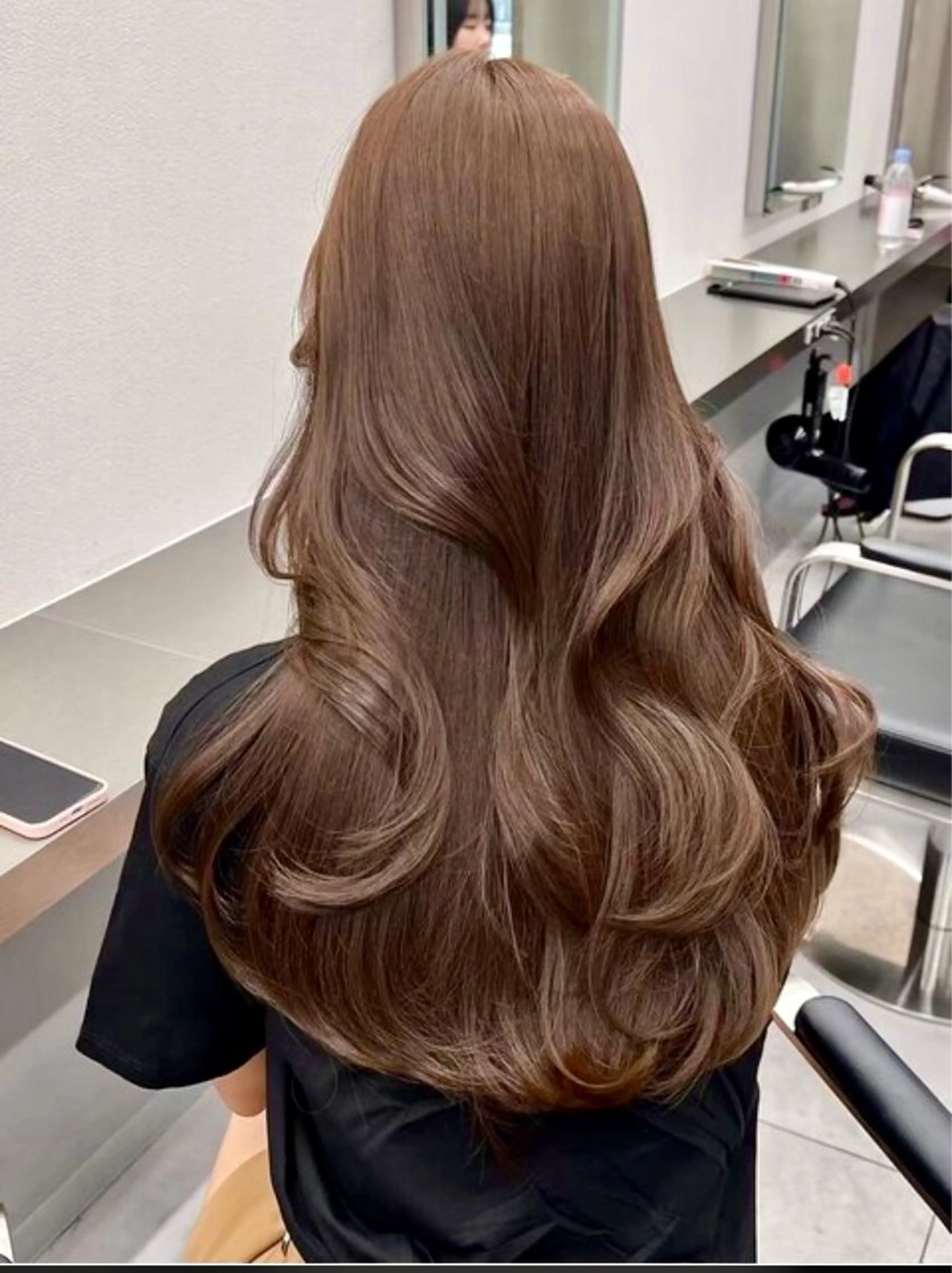 カラー MAO🖤レイヤー ／髪質改善カラーのヘアスタイル