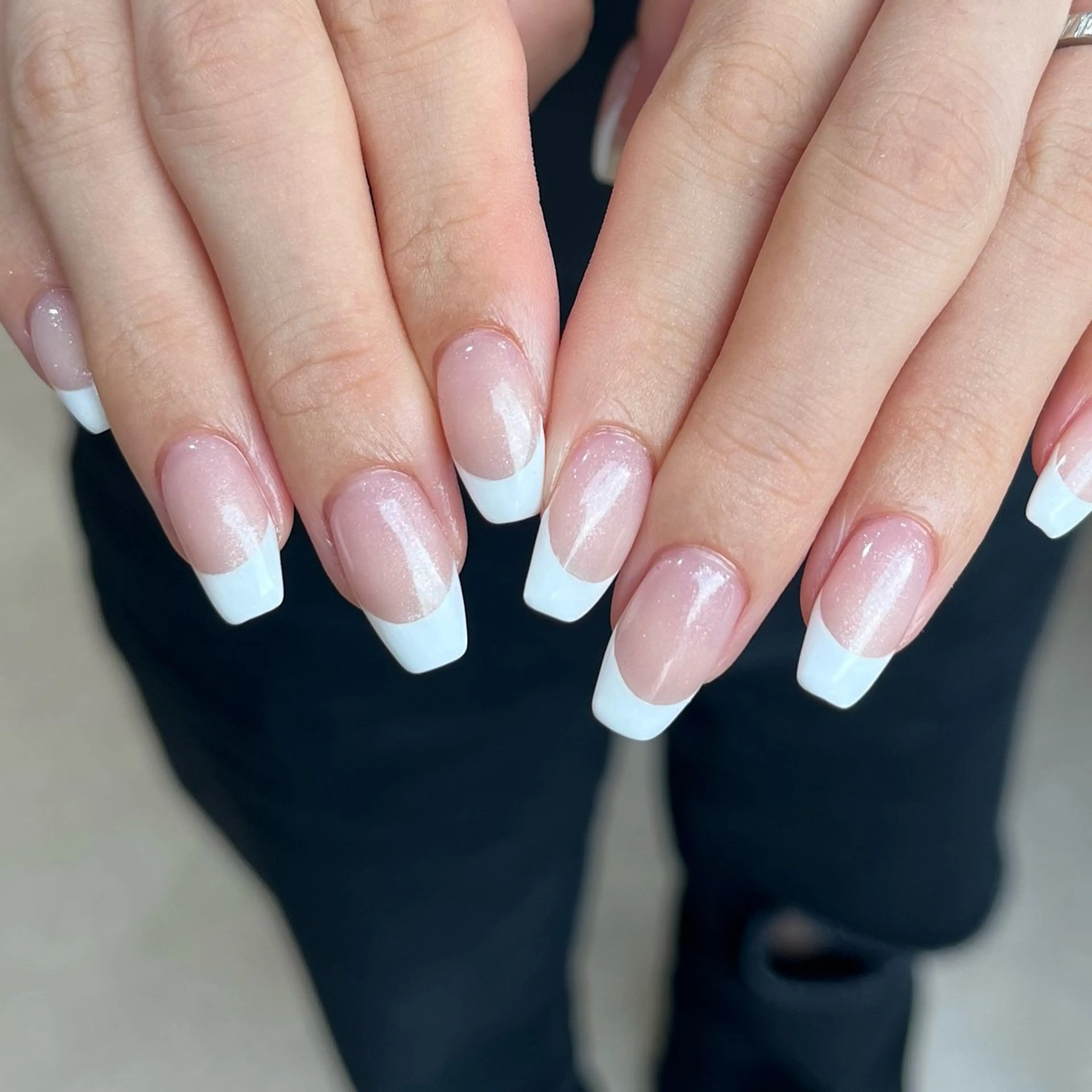 ネイル フレンチネイル スクエアネイル CLALA Makoのネイルデザイン