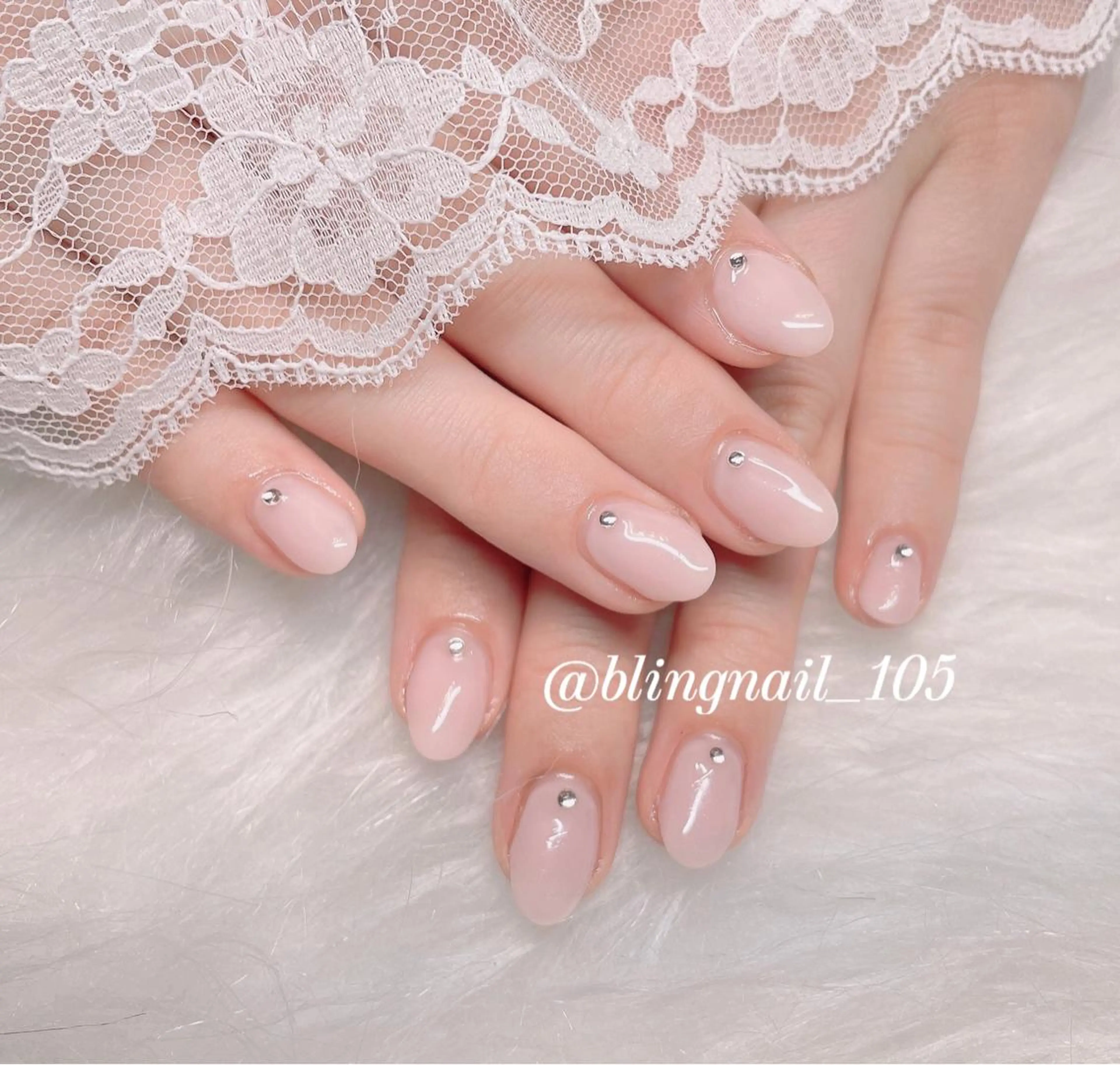 ネイル 23時まで❤︎韓国、 ワンホンネイルのネイルデザイン