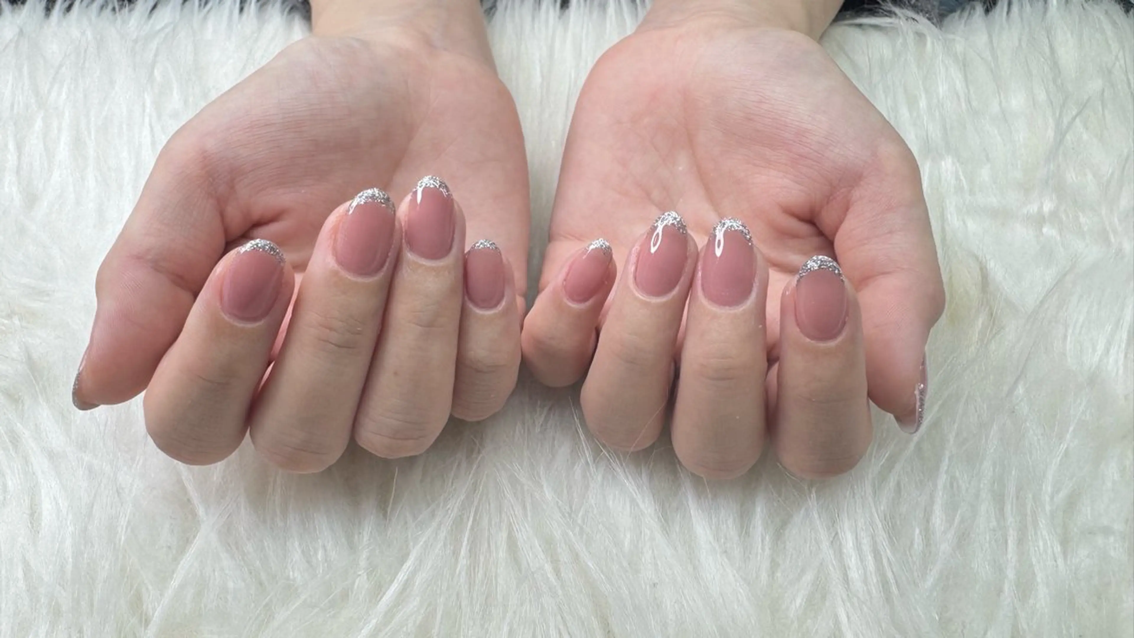 ネイル フレンチネイル ラメ(グリッター) ピンク ピンクベージュ Salon GOLD 凛花のネイルデザイン