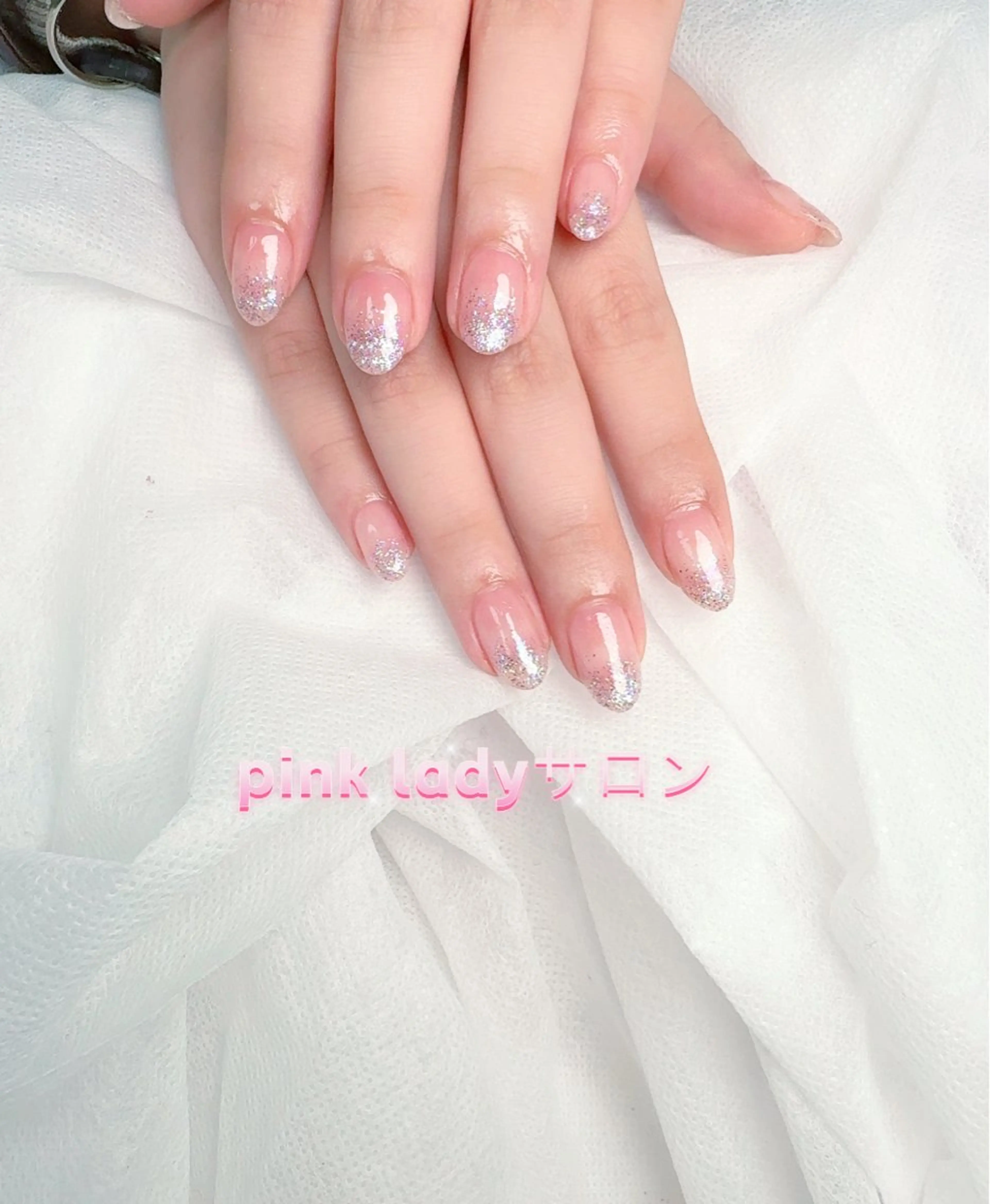 ネイル pink ladyサロン所属・べ にのネイルデザイン