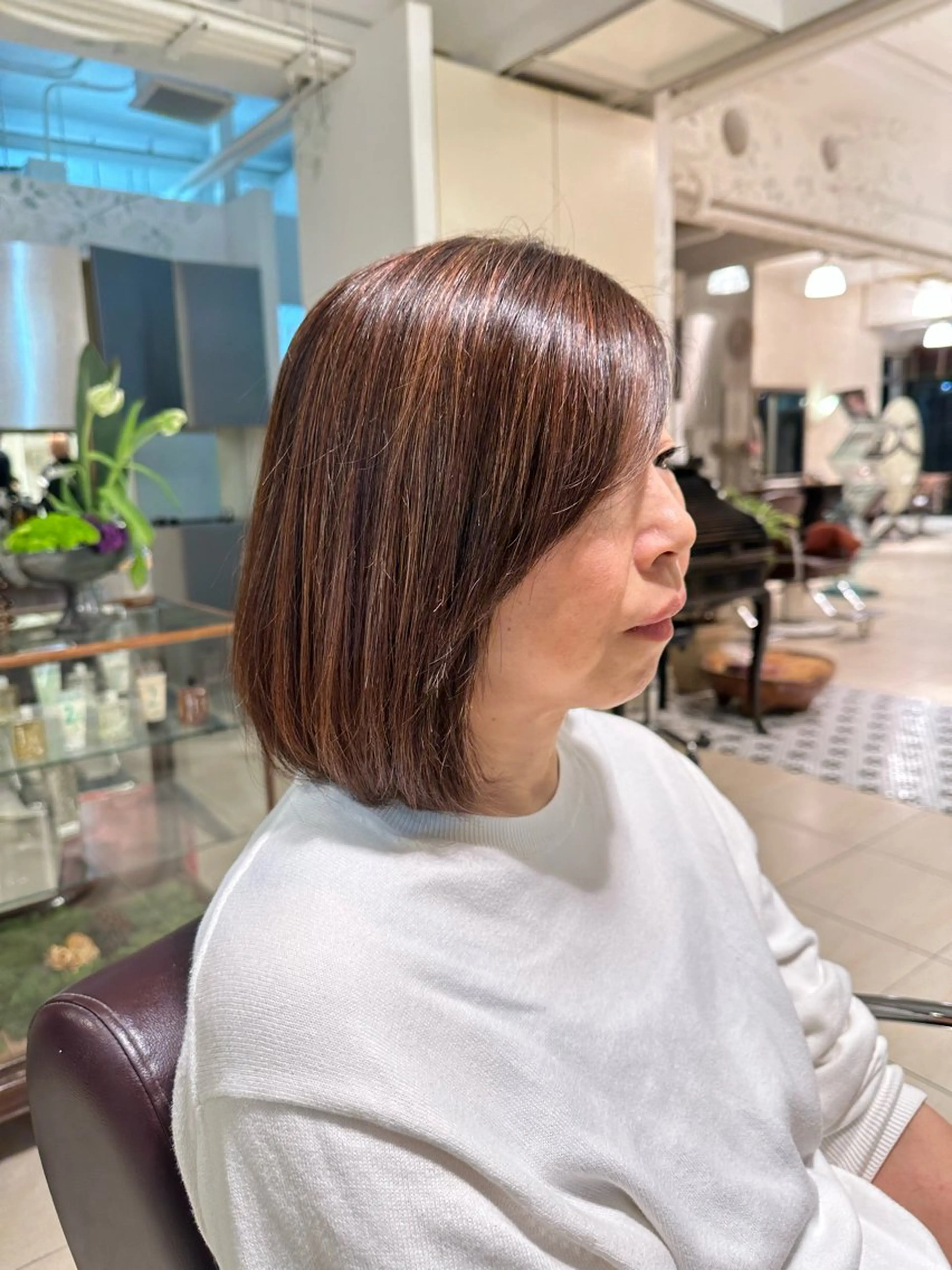 ミディアム カラー ボブ  レイヤー 髪質改善  相澤晃希のヘアスタイル