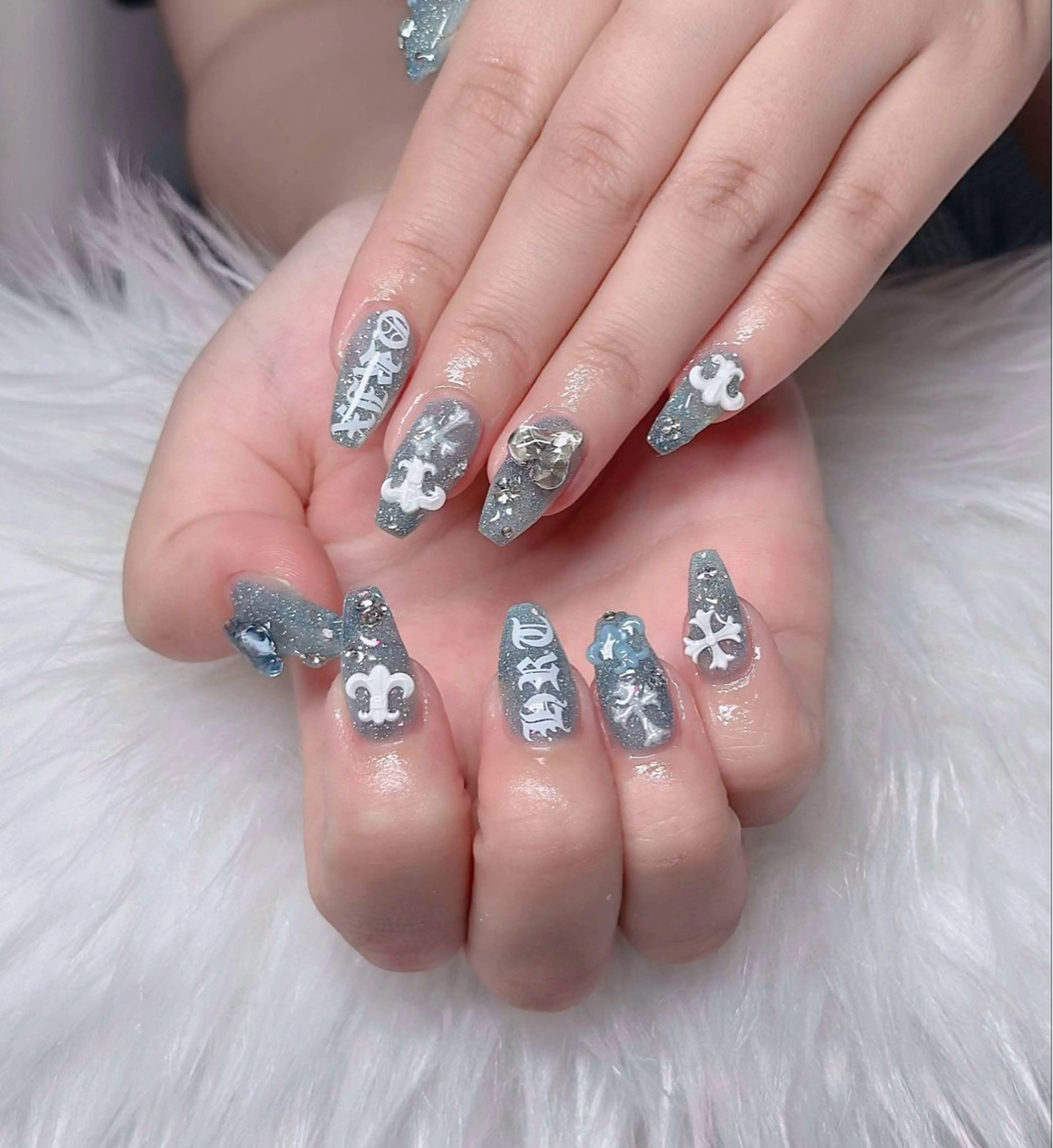ネイル フレンチネイル ジェルネイル ガラスフレンチ ハロウィン ハート H.baby Nail Salonのネイルデザイン