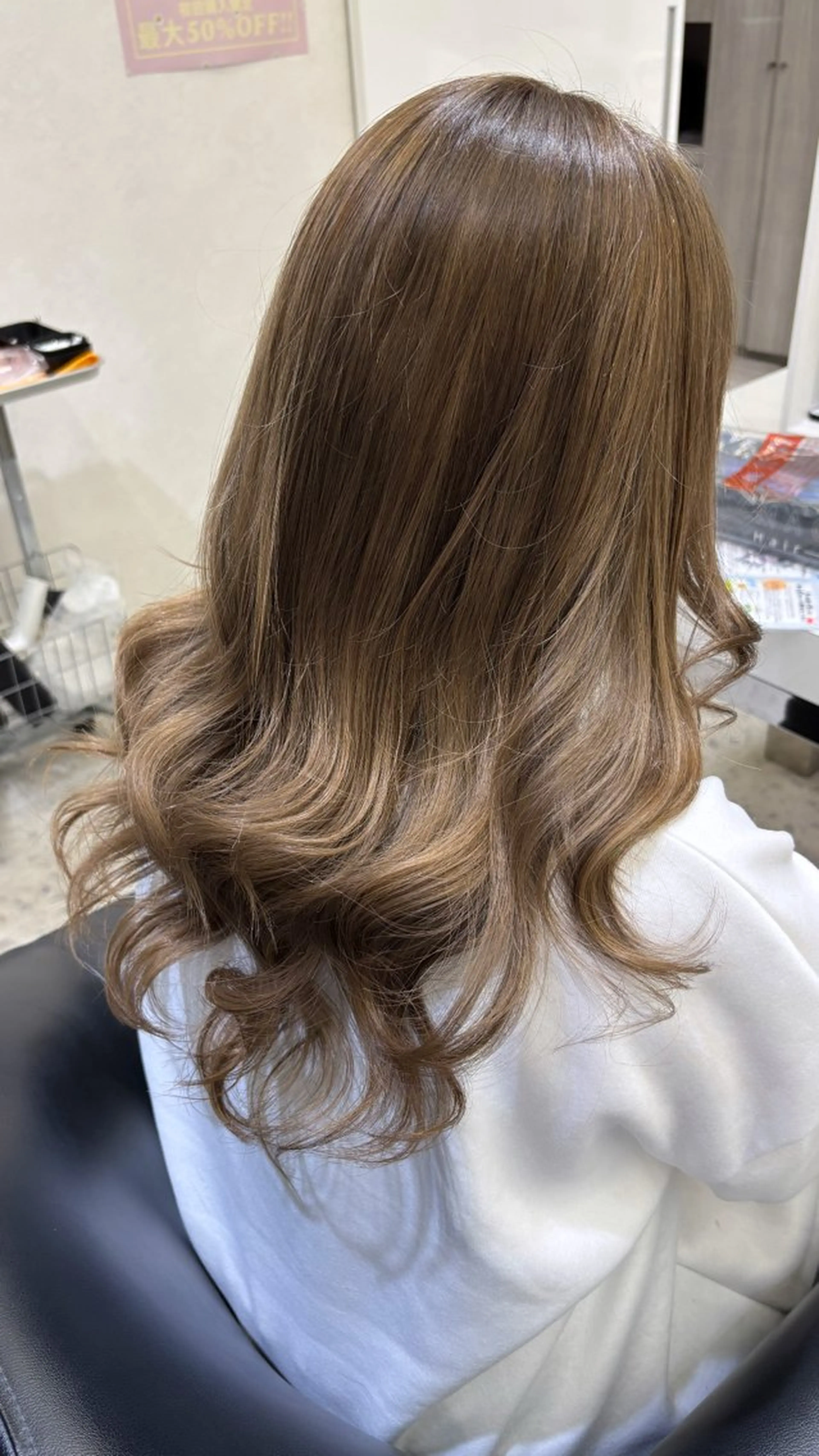 セミロング 山田 ひかりのヘアスタイル