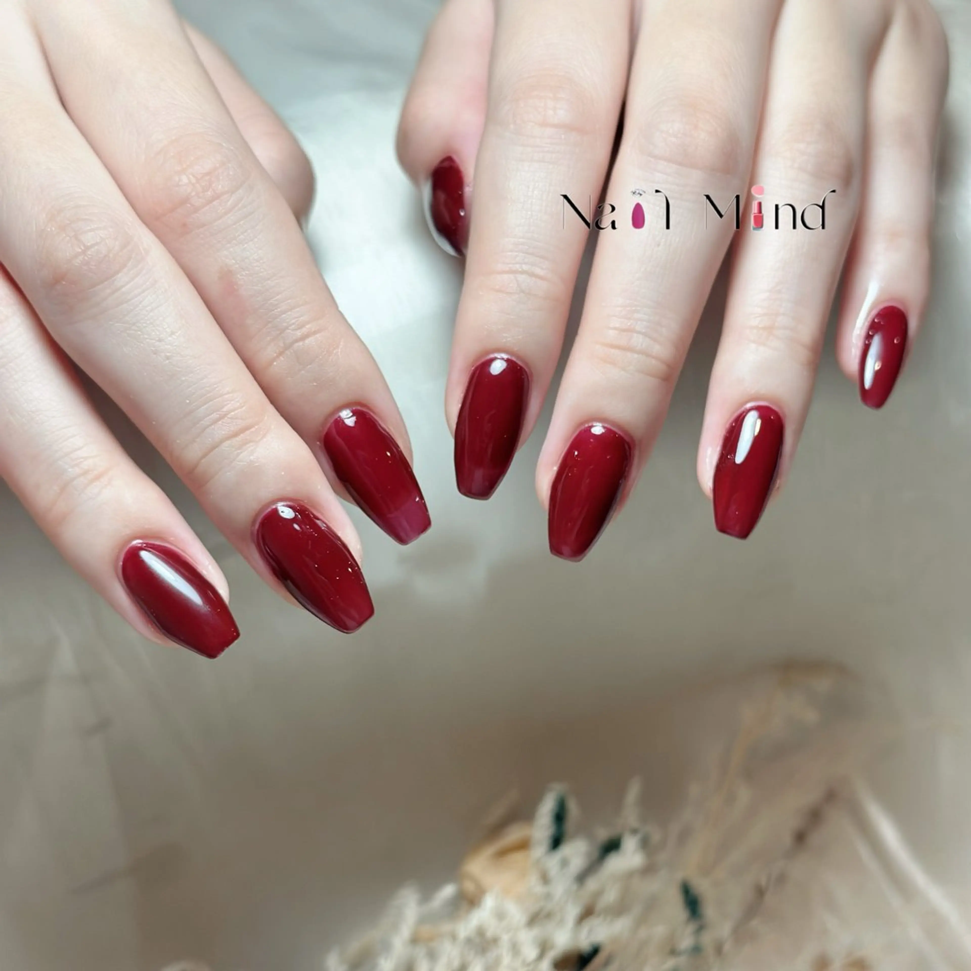 ネイル ボルドー 持ち込み オフィスネイル ワンカラーネイル スカルプネイル ハンドネイル Nail Mind (NaONail)のネイルデザイン