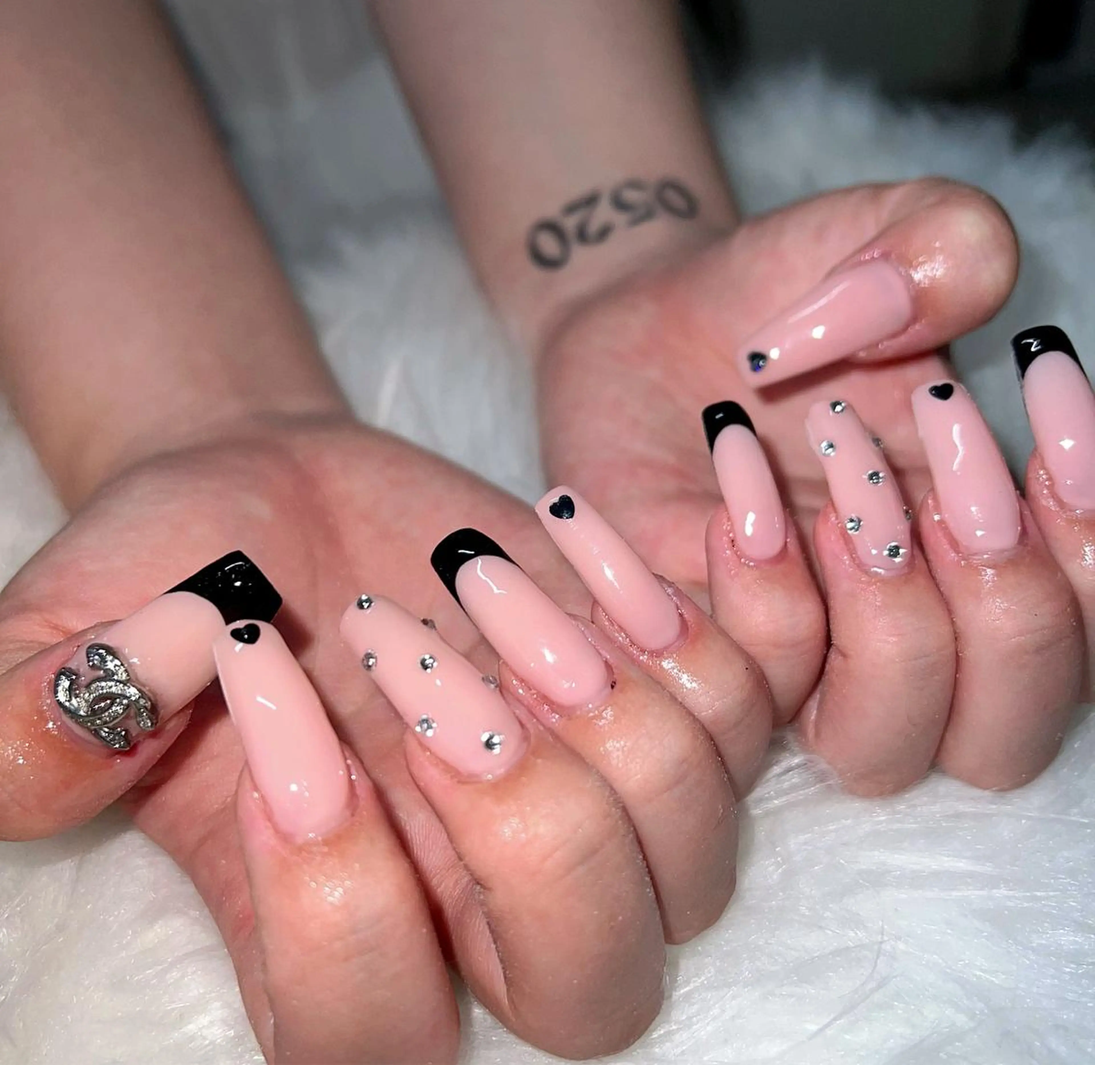 ロング ハンドネイル mao .のネイルデザイン