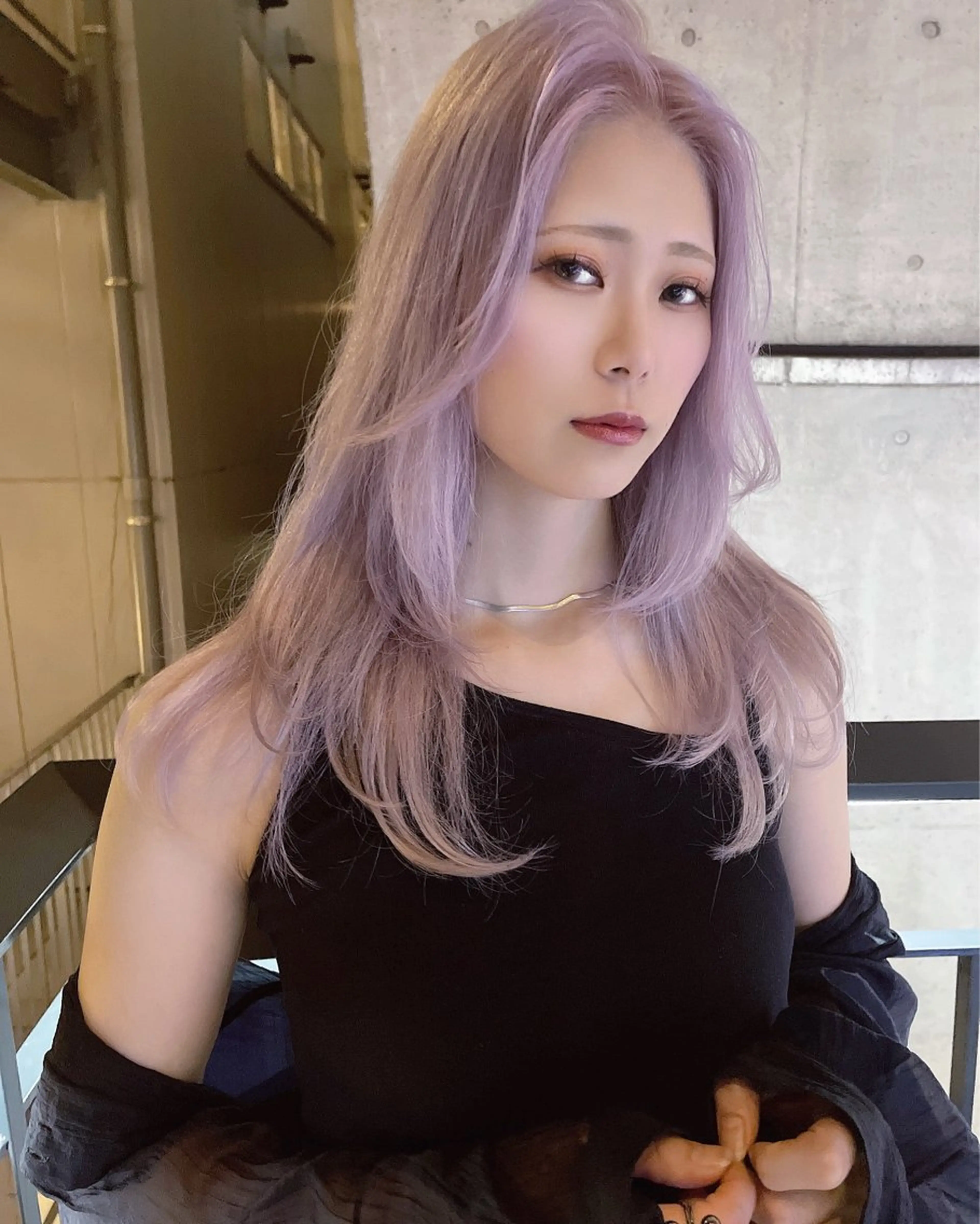 セミロング カラー ラベンダーカラー ヘアカラー AiM エイム　韓国レイヤーのヘアスタイル